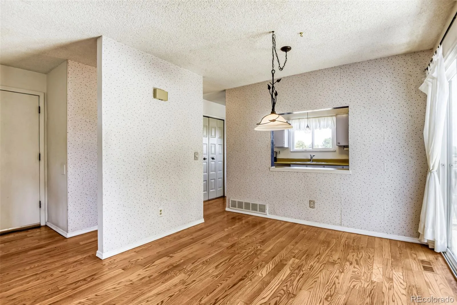 15958 E Radcliff Place #A Aurora CO 80015 | MLS #REC4959831 07152026075737 1600 6