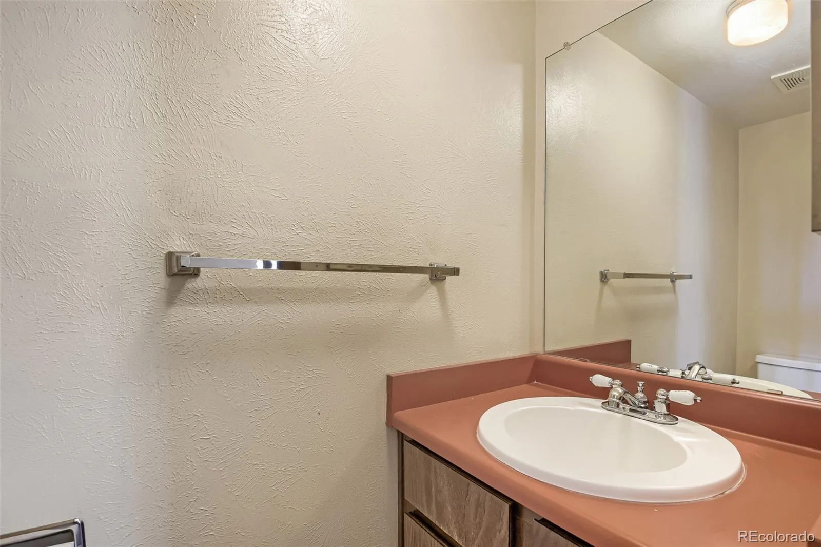 15958 E Radcliff Place #A Aurora CO 80015 | MLS #REC4959831 07152026075737 1600 9