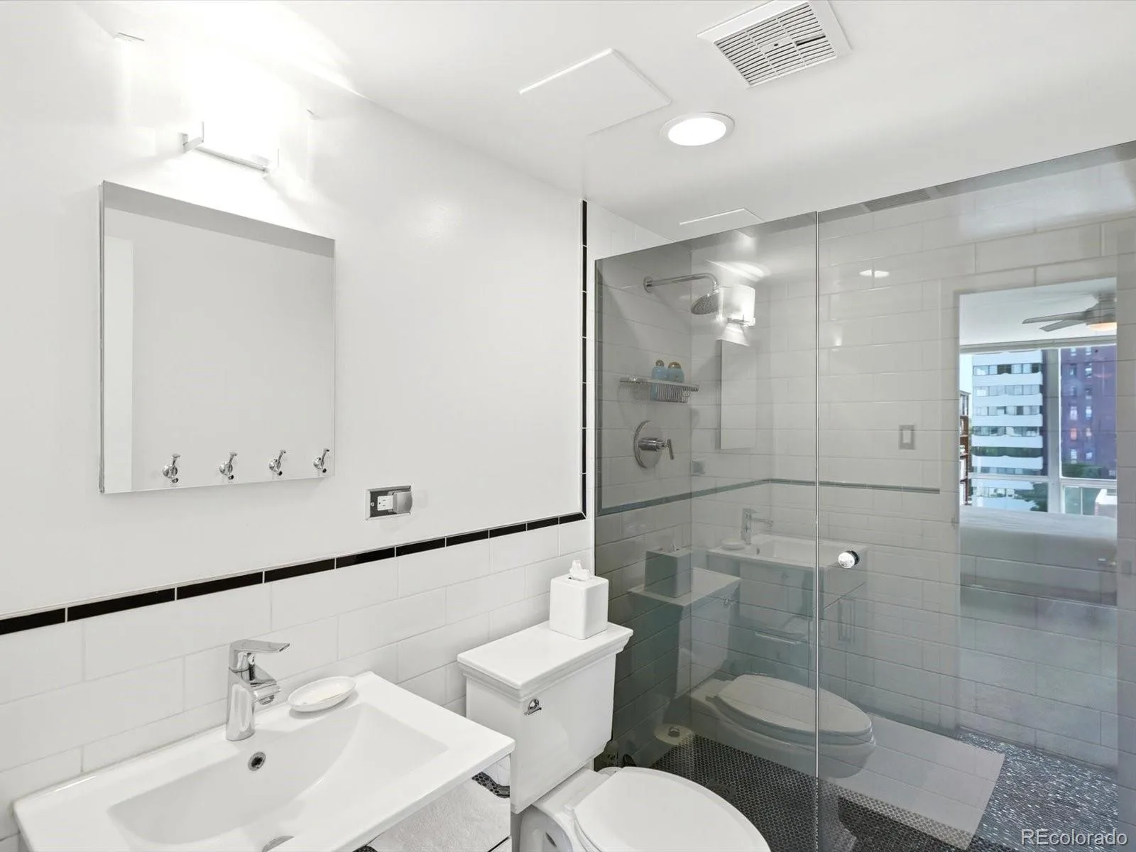 3100 E Cherry Creek South Drive #704 Denver CO 80209 | MLS #REC4965535 09032026224724 1600 28