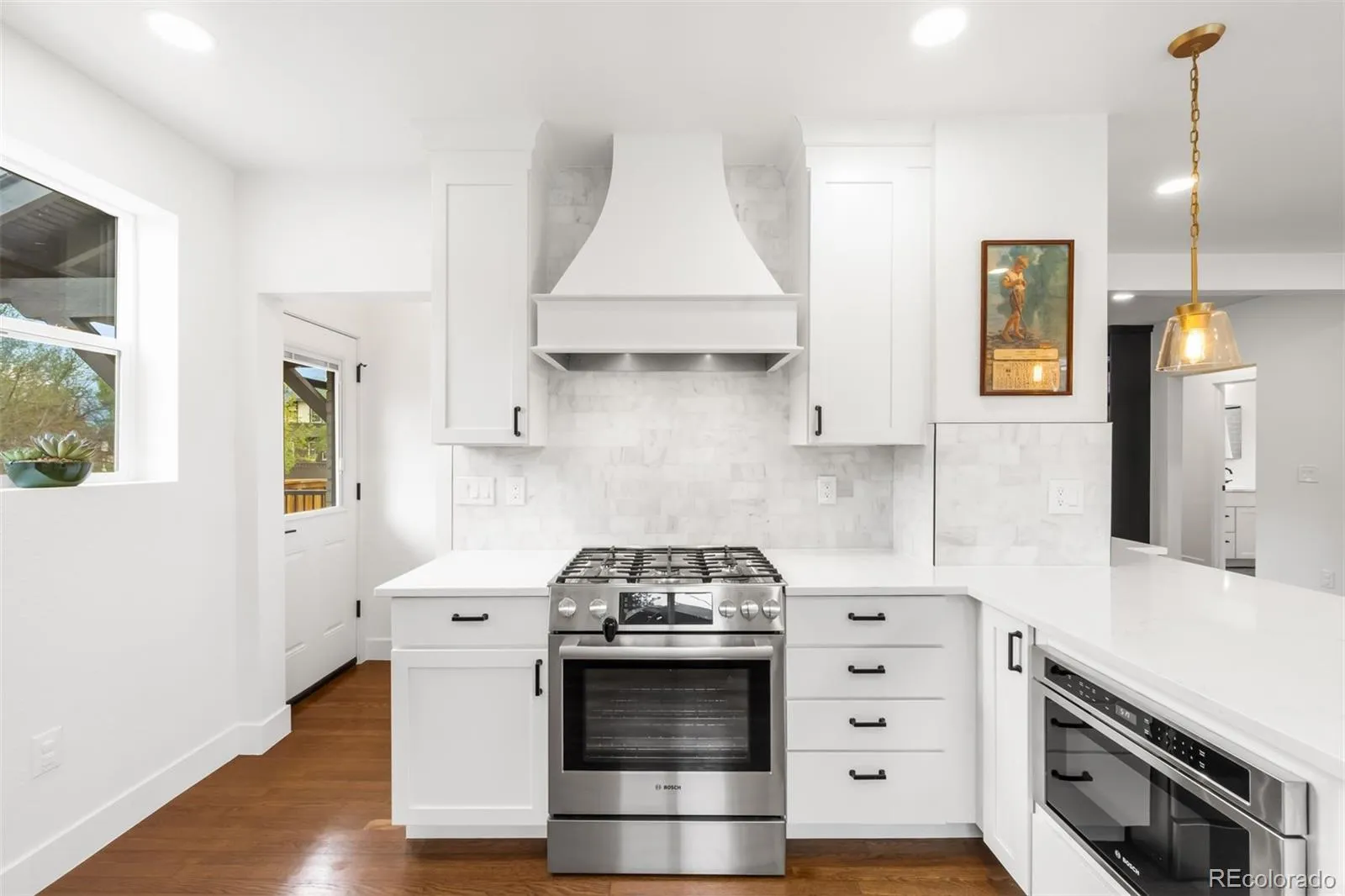 04172026205921 1600 10