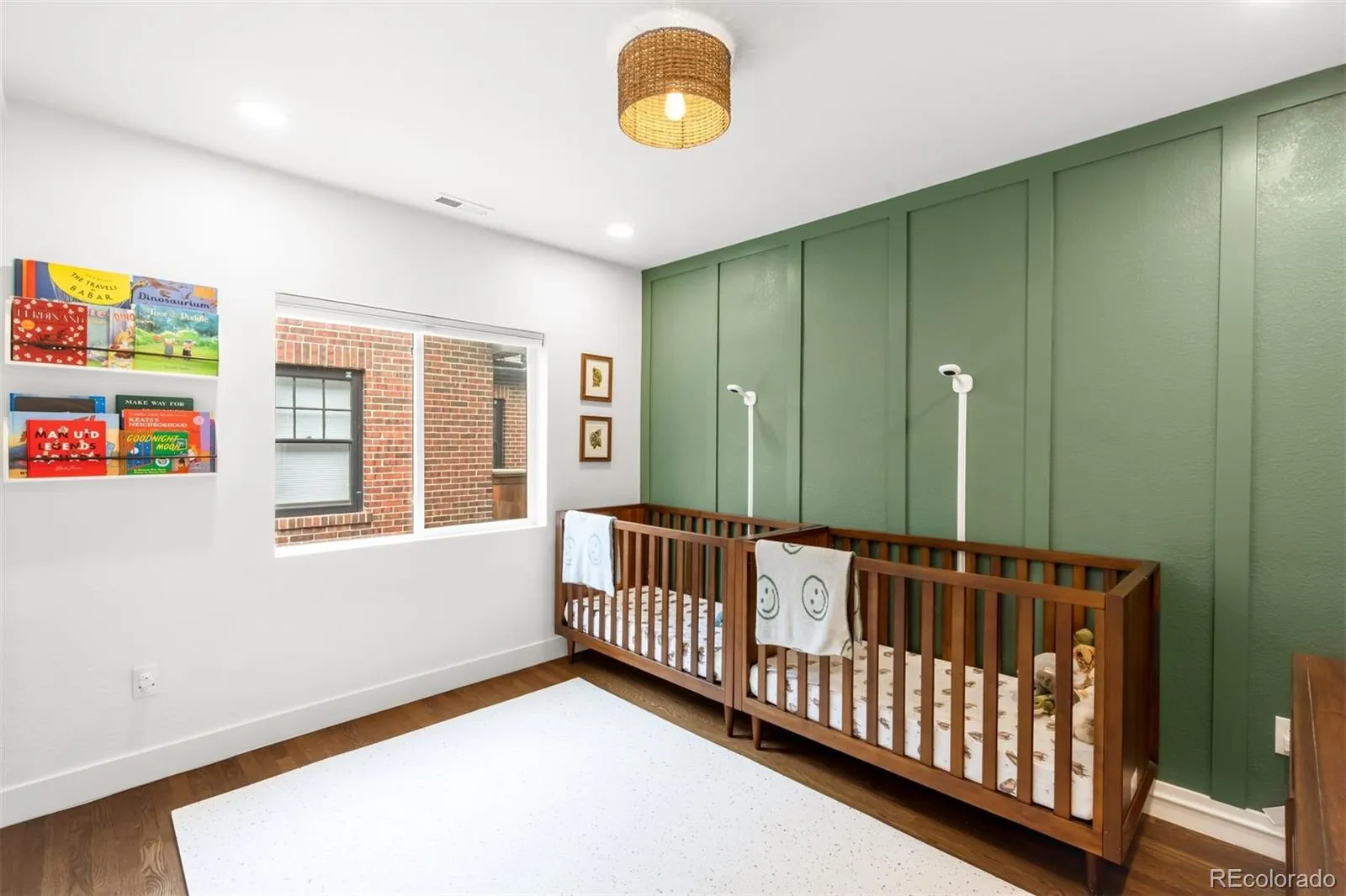 2028 Elm Street Denver CO 80207 MLS #REC4969483 04222026205456 1600 19