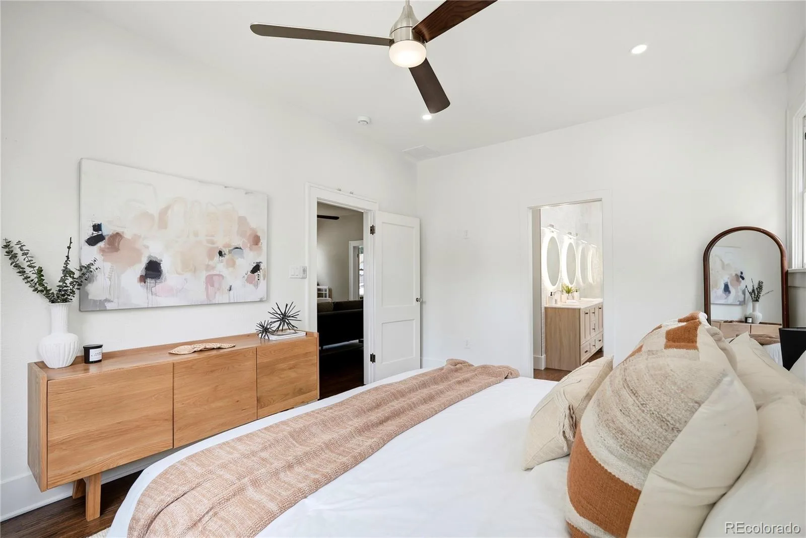 800 S Emerson Street Denver CO 80209 | MLS #REC4971643 10112026072712 1600 17
