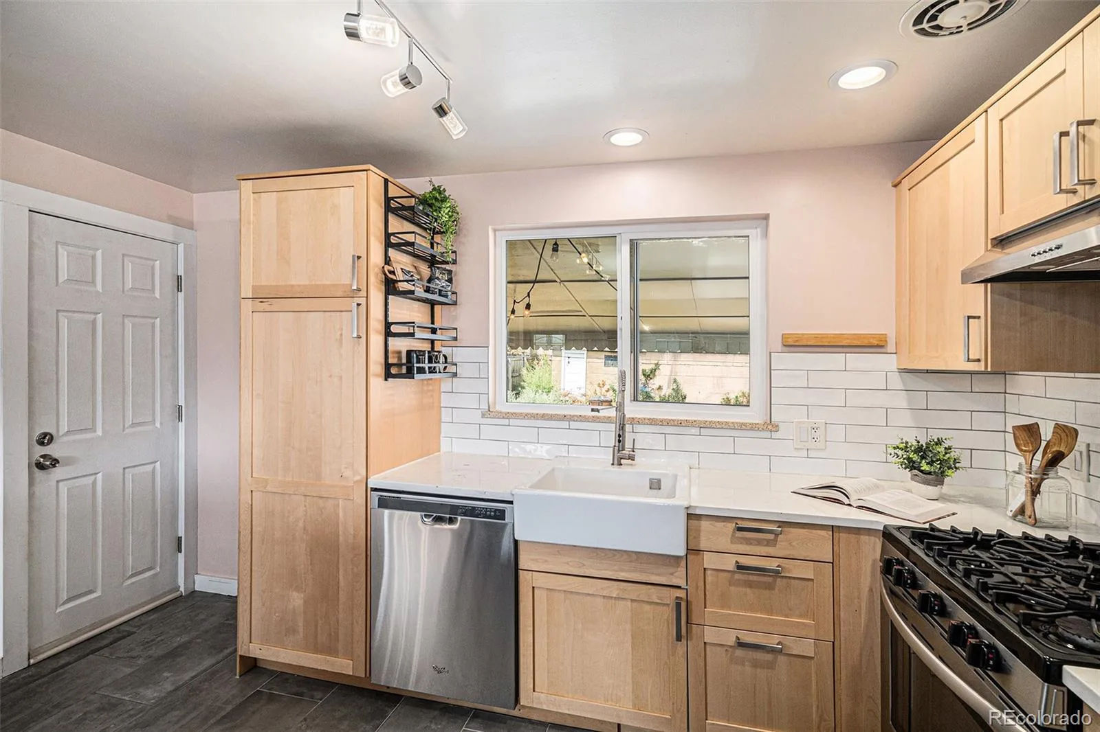 5445 Vallejo Street Denver CO 80221 | MLS #REC4972350 09232026052942 1600 10