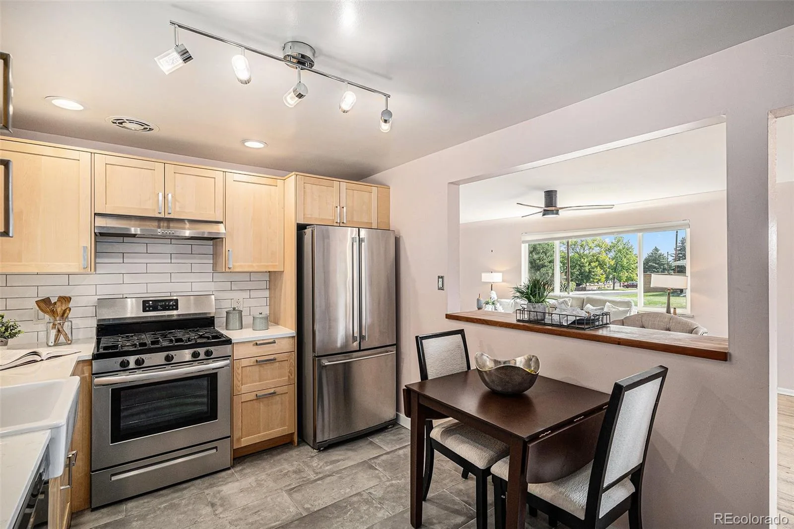 5445 Vallejo Street Denver CO 80221 | MLS #REC4972350 09232026052942 1600 11