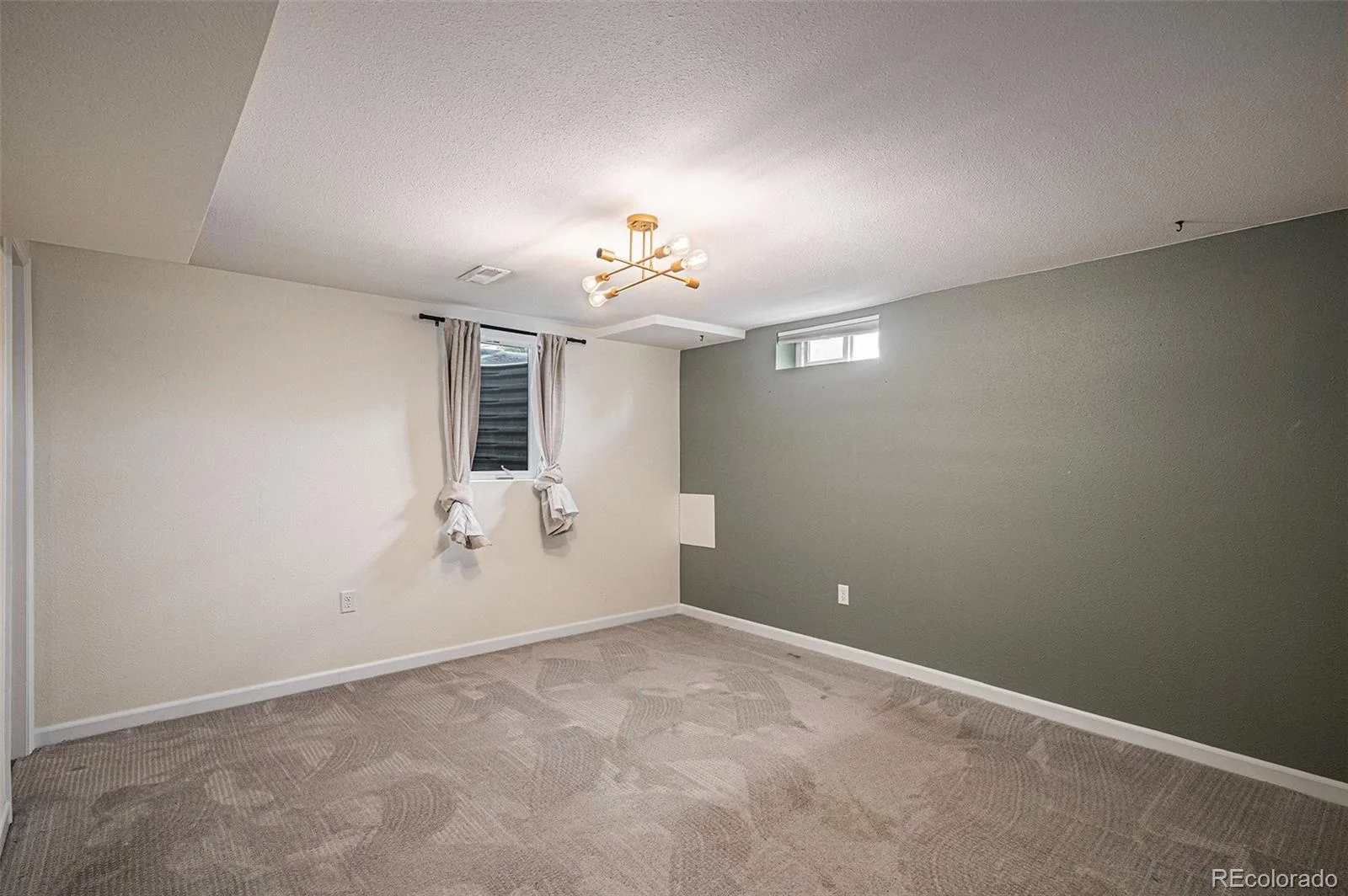 5445 Vallejo Street Denver CO 80221 | MLS #REC4972350 09232026052942 1600 21