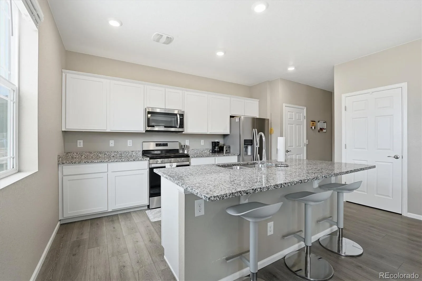 6047 N Halifax Court Aurora CO 80019 MLS #REC4972865 06162026220026 1600 12