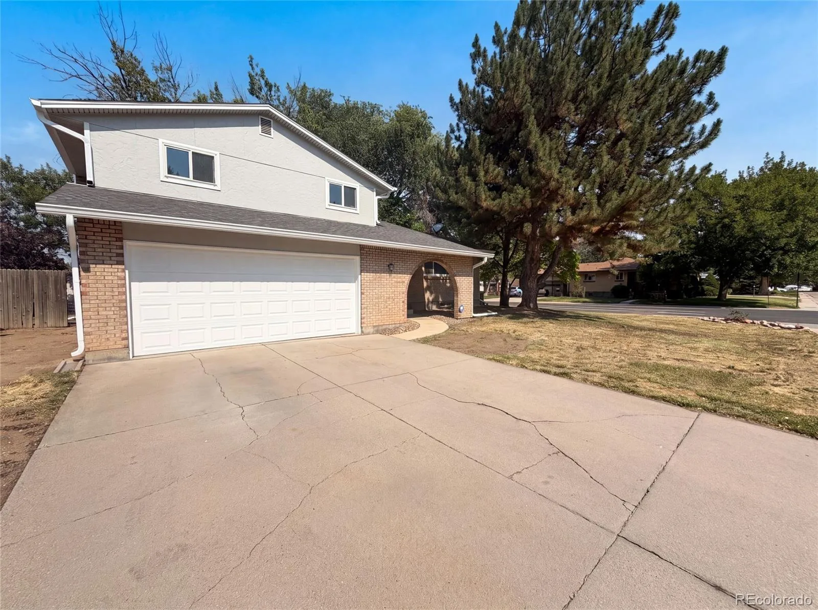 203 S 16th Avenue Brighton CO 80601 | MLS #REC4973247 07062026195011 1600 20
