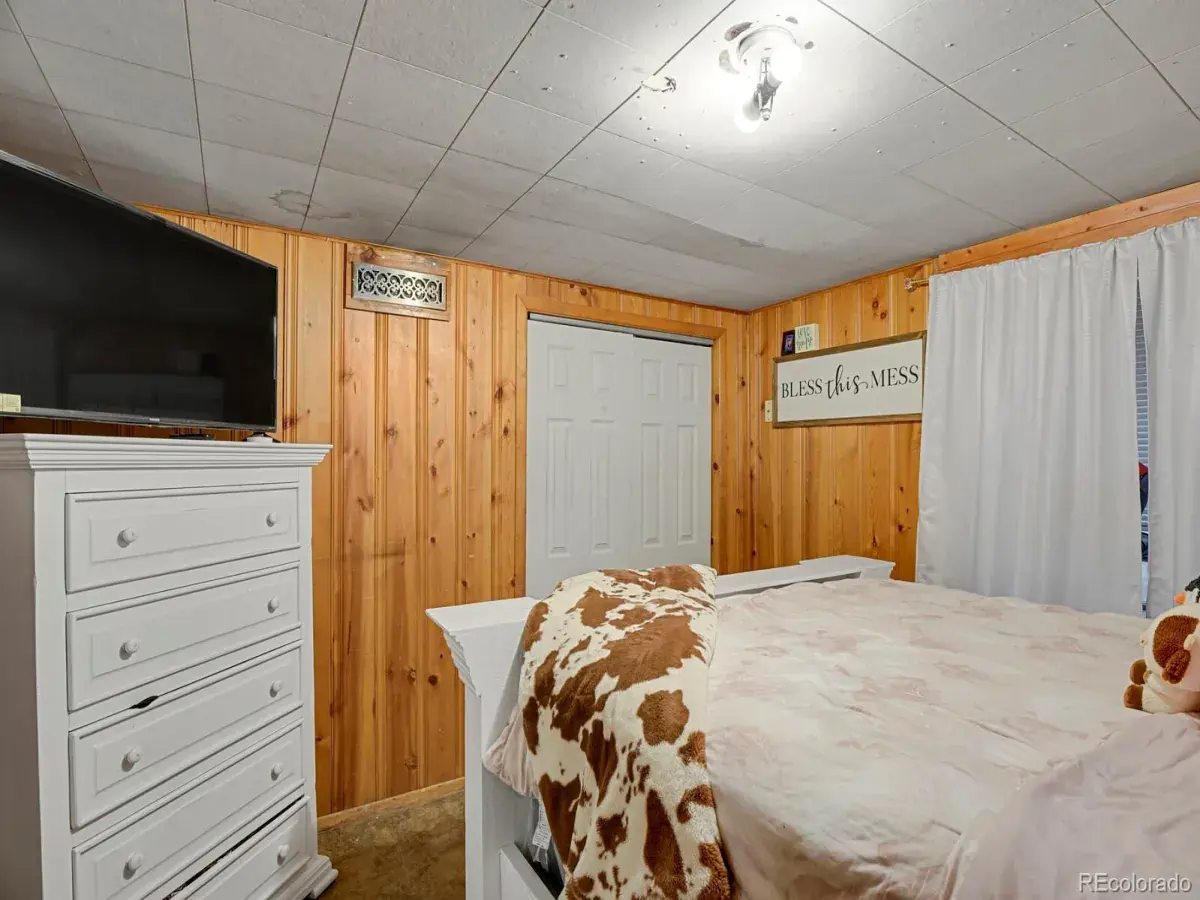 01052026060219 1200 16