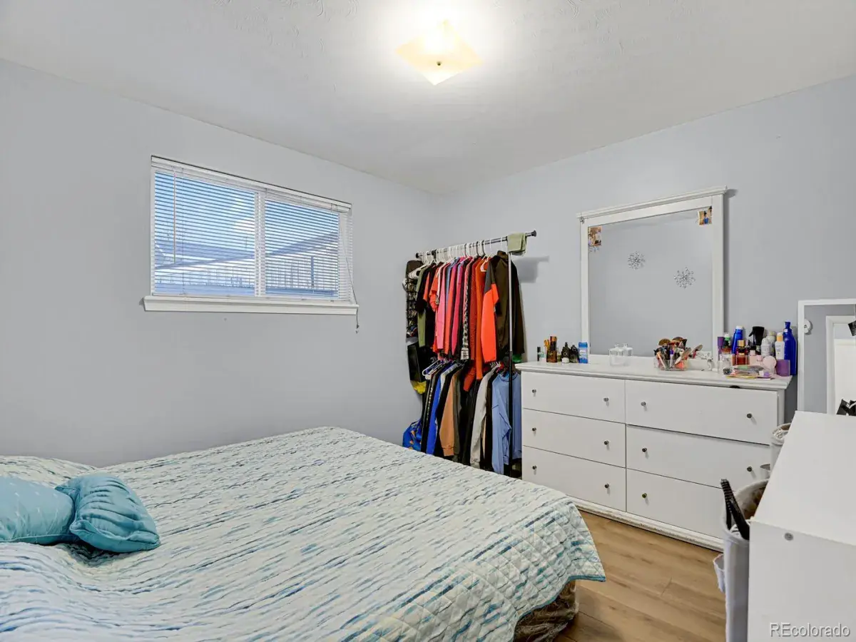 01052026060219 1200 25