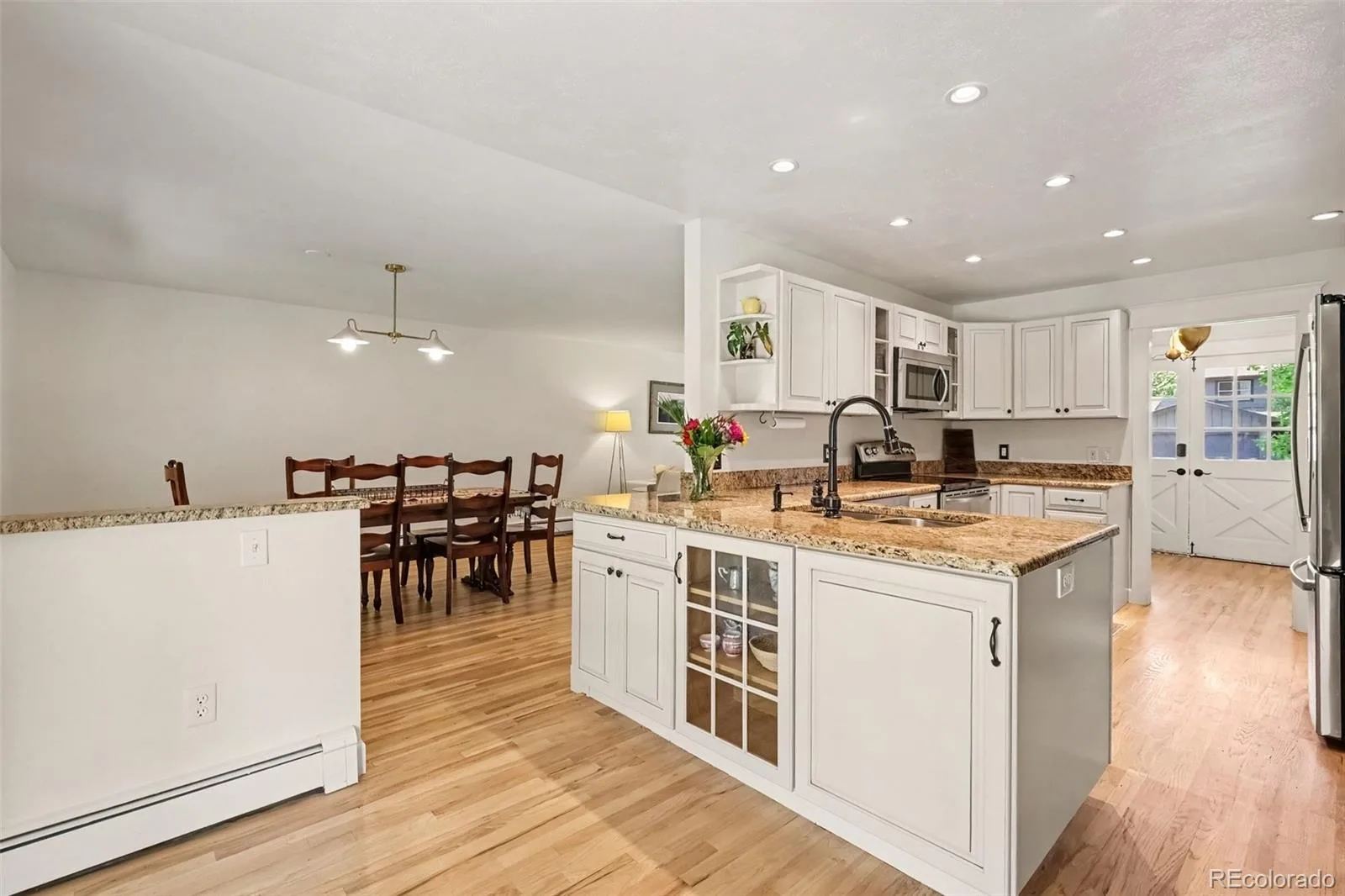 2489 S Brentwood Street Denver CO 80227 | MLS #REC4973854 09232026053021 1600 2