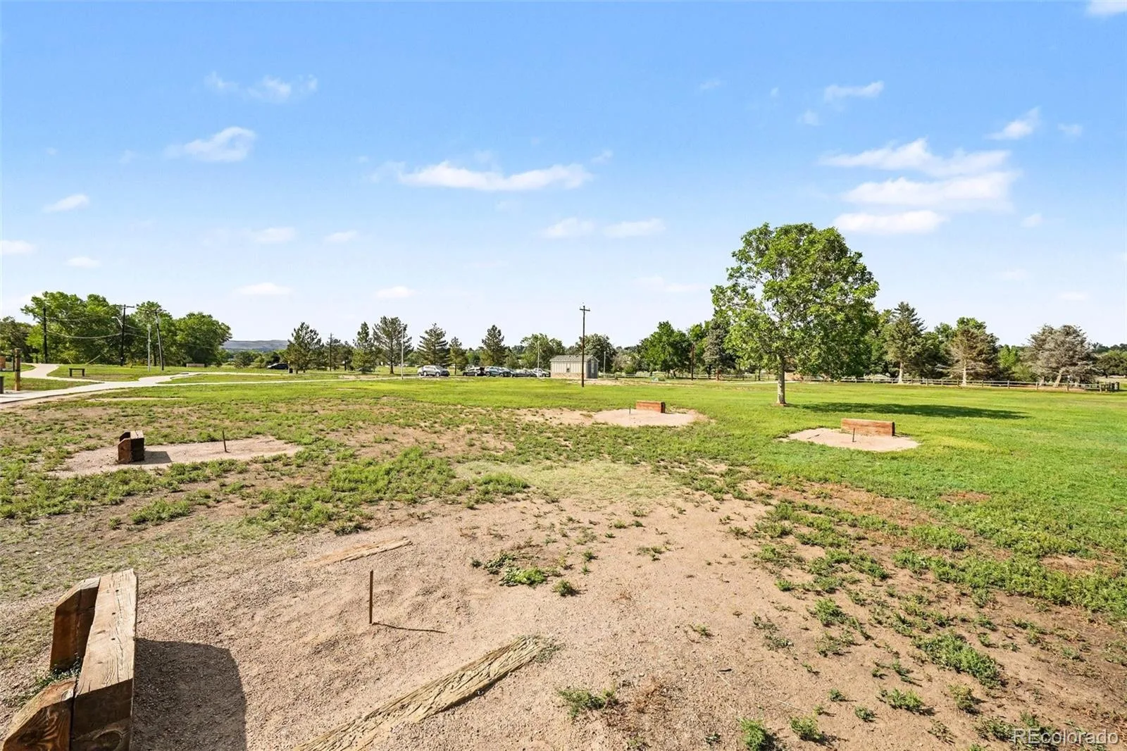 2489 S Brentwood Street Denver CO 80227 | MLS #REC4973854 09232026053021 1600 32