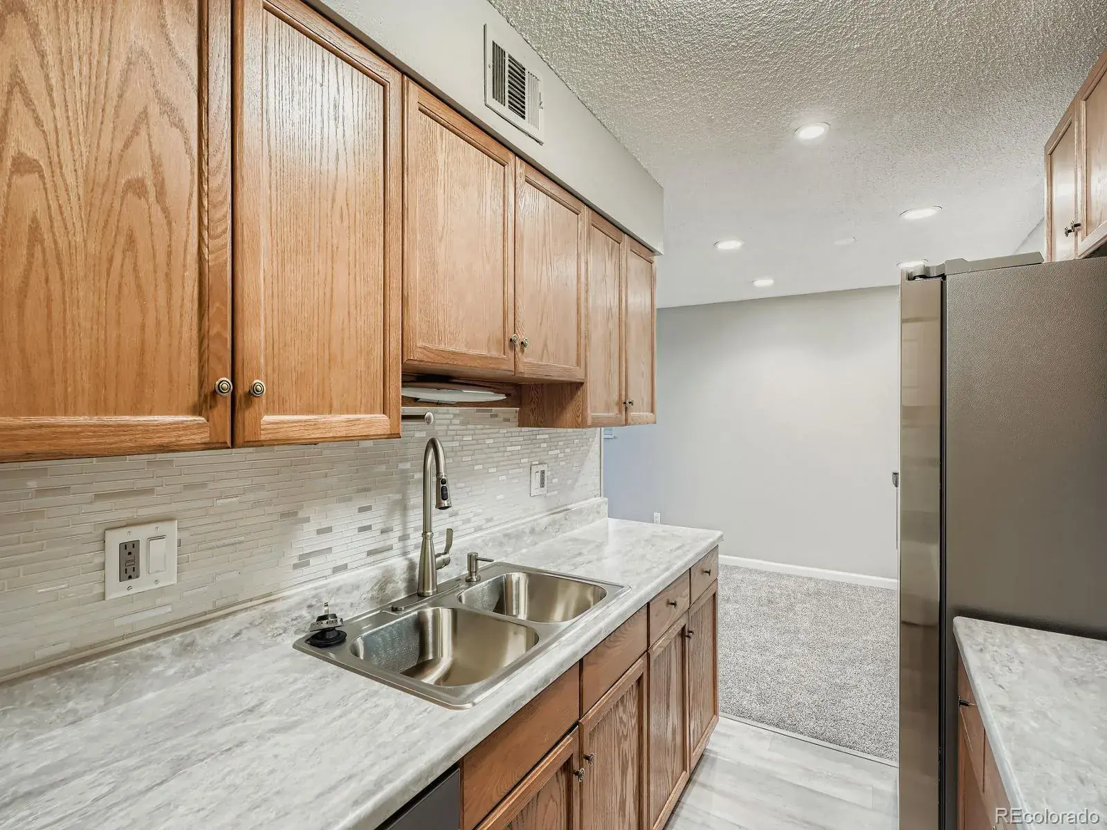 140 E Highline Circle #105 Centennial CO 80122 MLS #REC4977809 02232026220828 1600 10