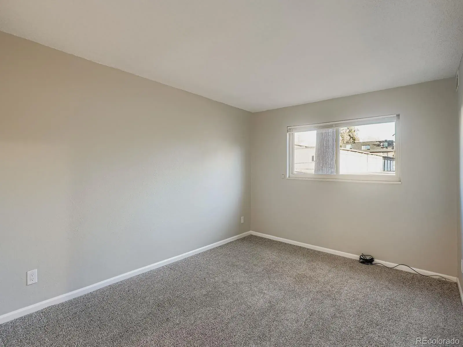 140 E Highline Circle #105 Centennial CO 80122 MLS #REC4977809 02232026220828 1600 13
