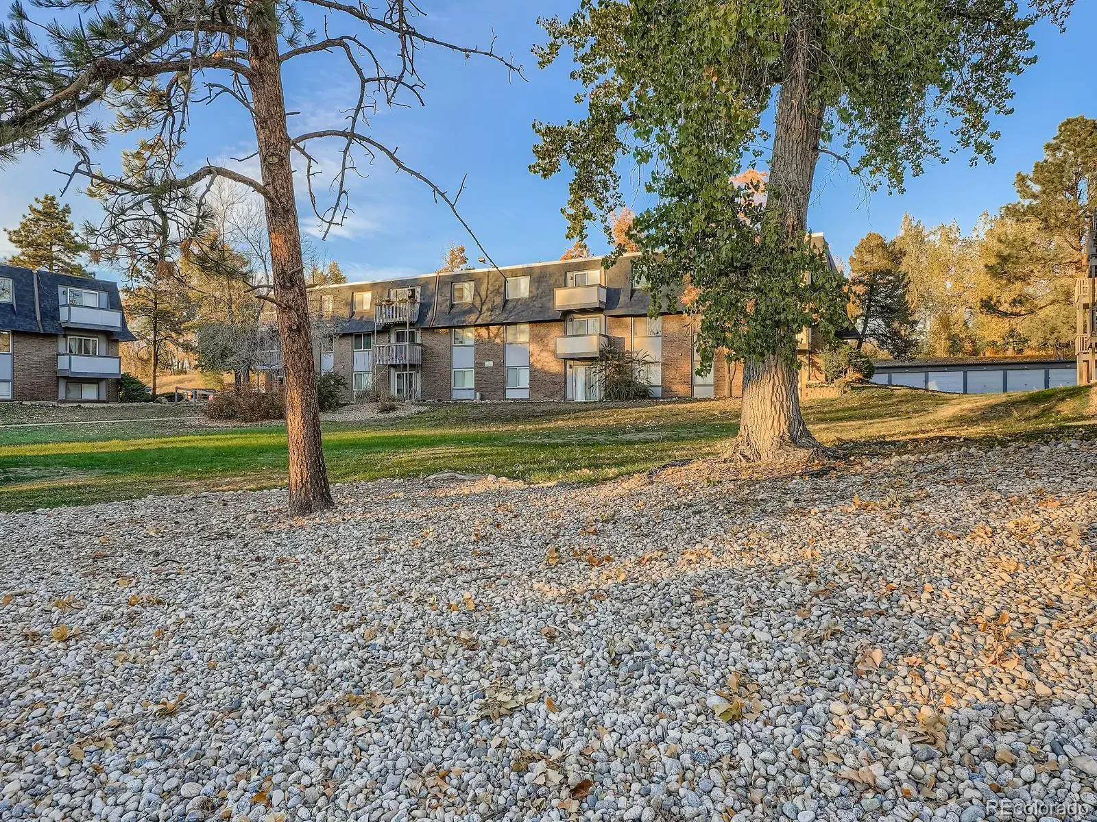 140 E Highline Circle #105 Centennial CO 80122 MLS #REC4977809 02232026220828 1600 19