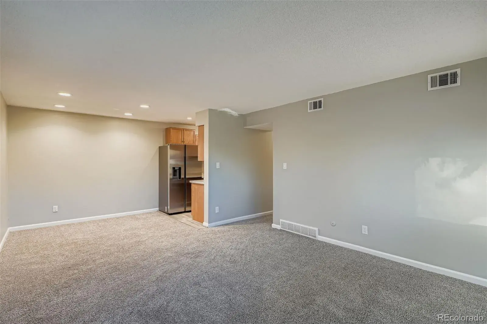 140 E Highline Circle #105 Centennial CO 80122 MLS #REC4977809 02232026220828 1600 29