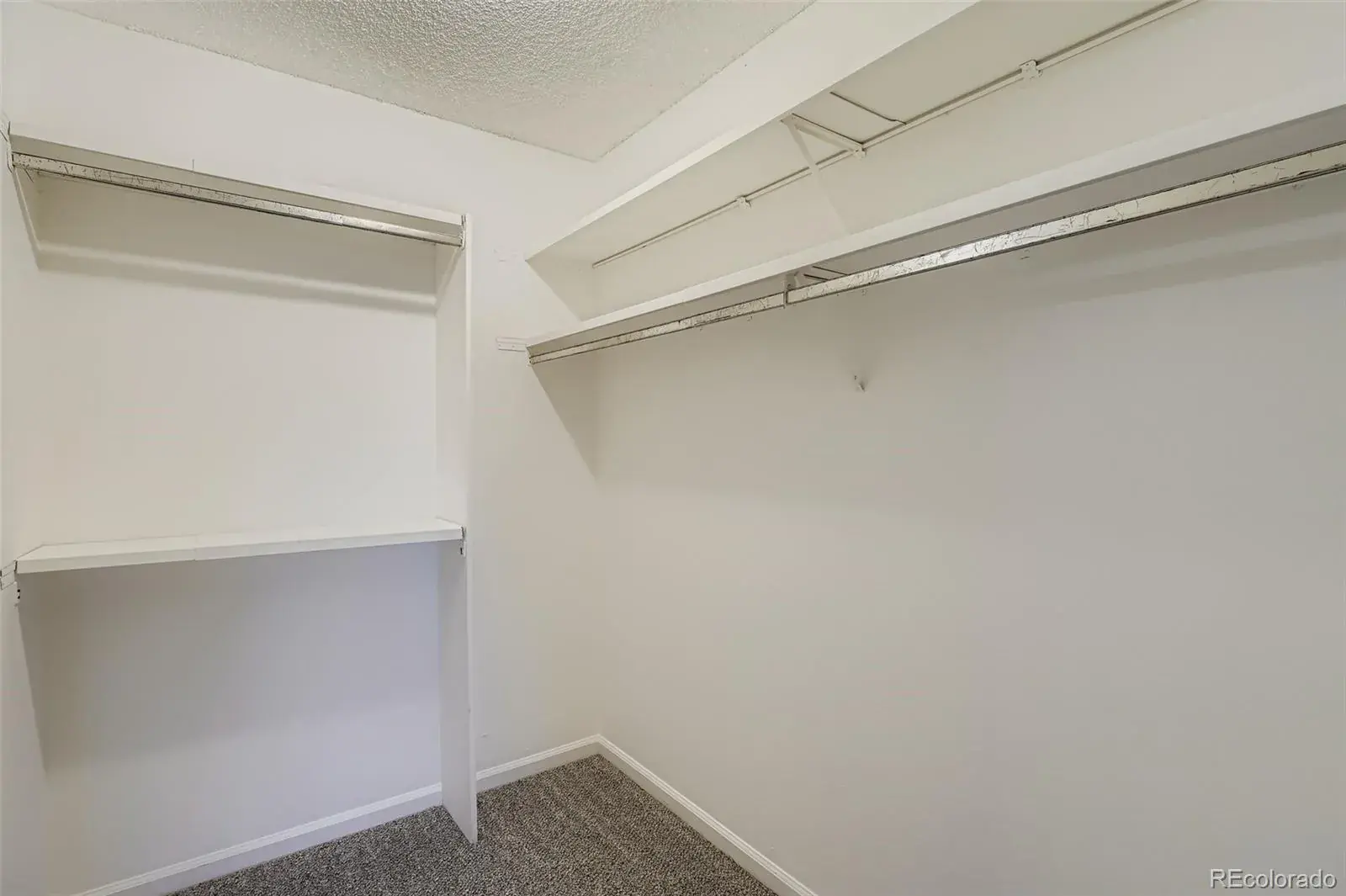 140 E Highline Circle #105 Centennial CO 80122 MLS #REC4977809 02232026220828 1600 41
