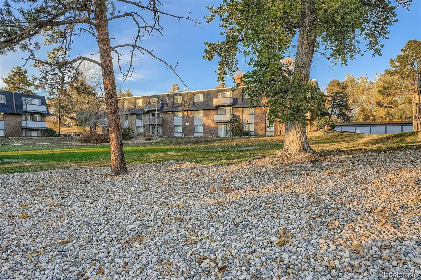 140 E Highline Circle #105 Centennial CO 80122 MLS #REC4977809 02232026220828 1600 43