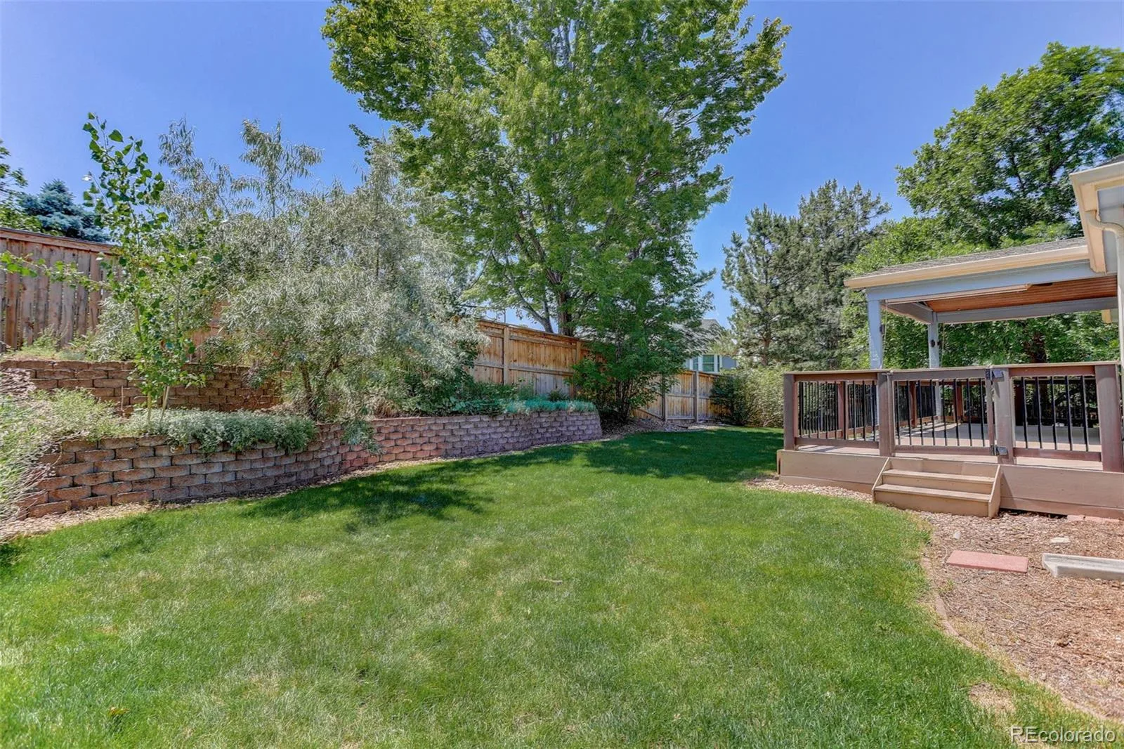 9274 Fox Fire Lane Littleton CO 80129 MLS #REC4978232 06162026220036 1600 34