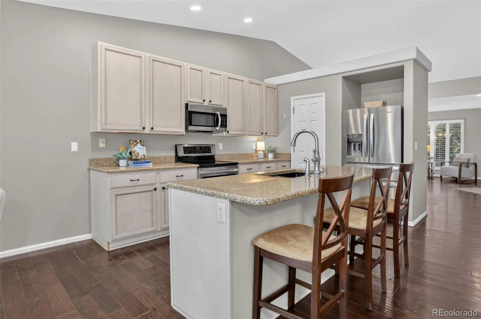9274 Fox Fire Lane Littleton CO 80129 MLS #REC4978232 06162026220036 1600 6