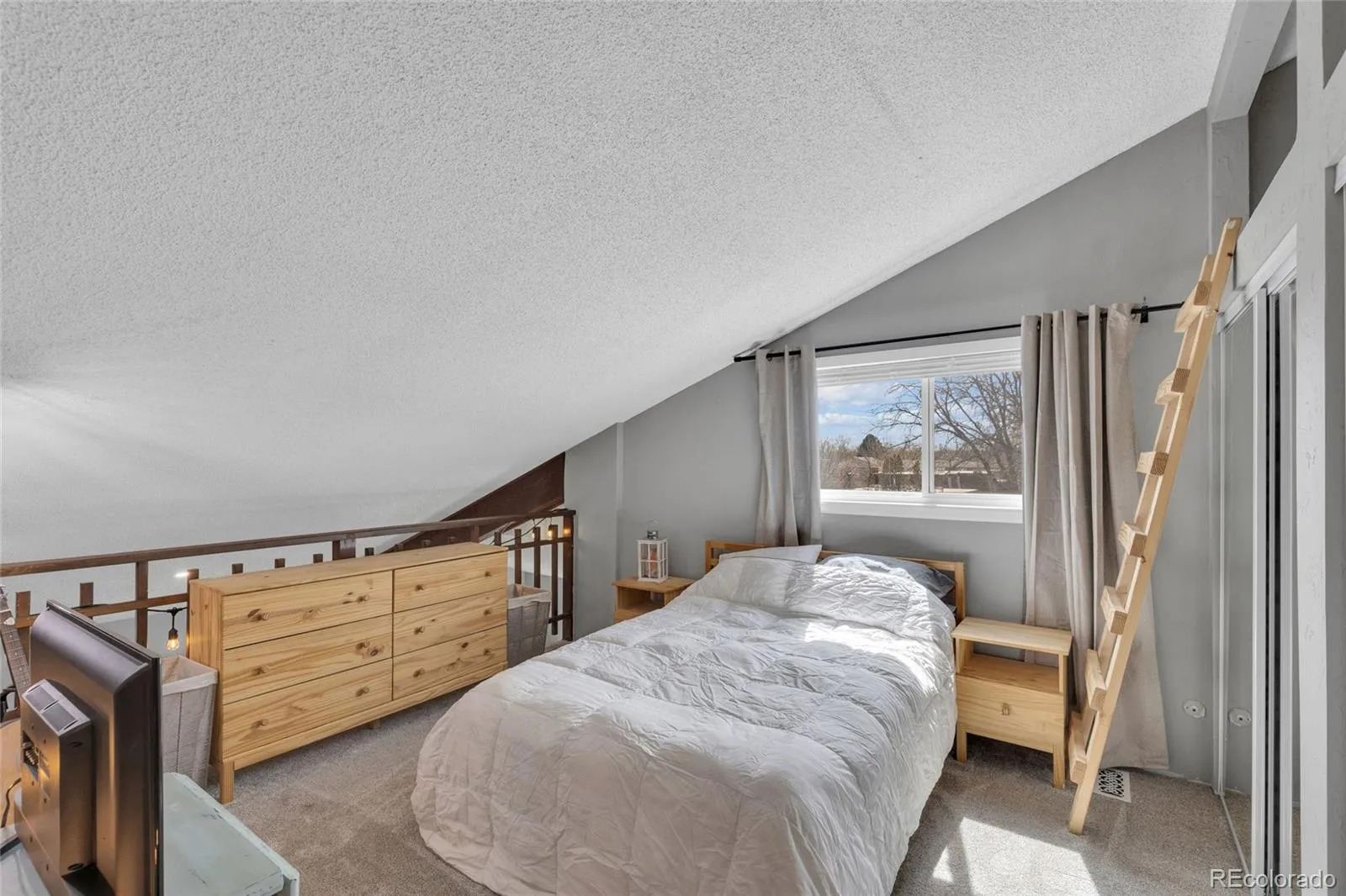 6565 E Arizona Avenue #8 Denver CO 80224 MLS #REC4979013 04012026072038 1600 17