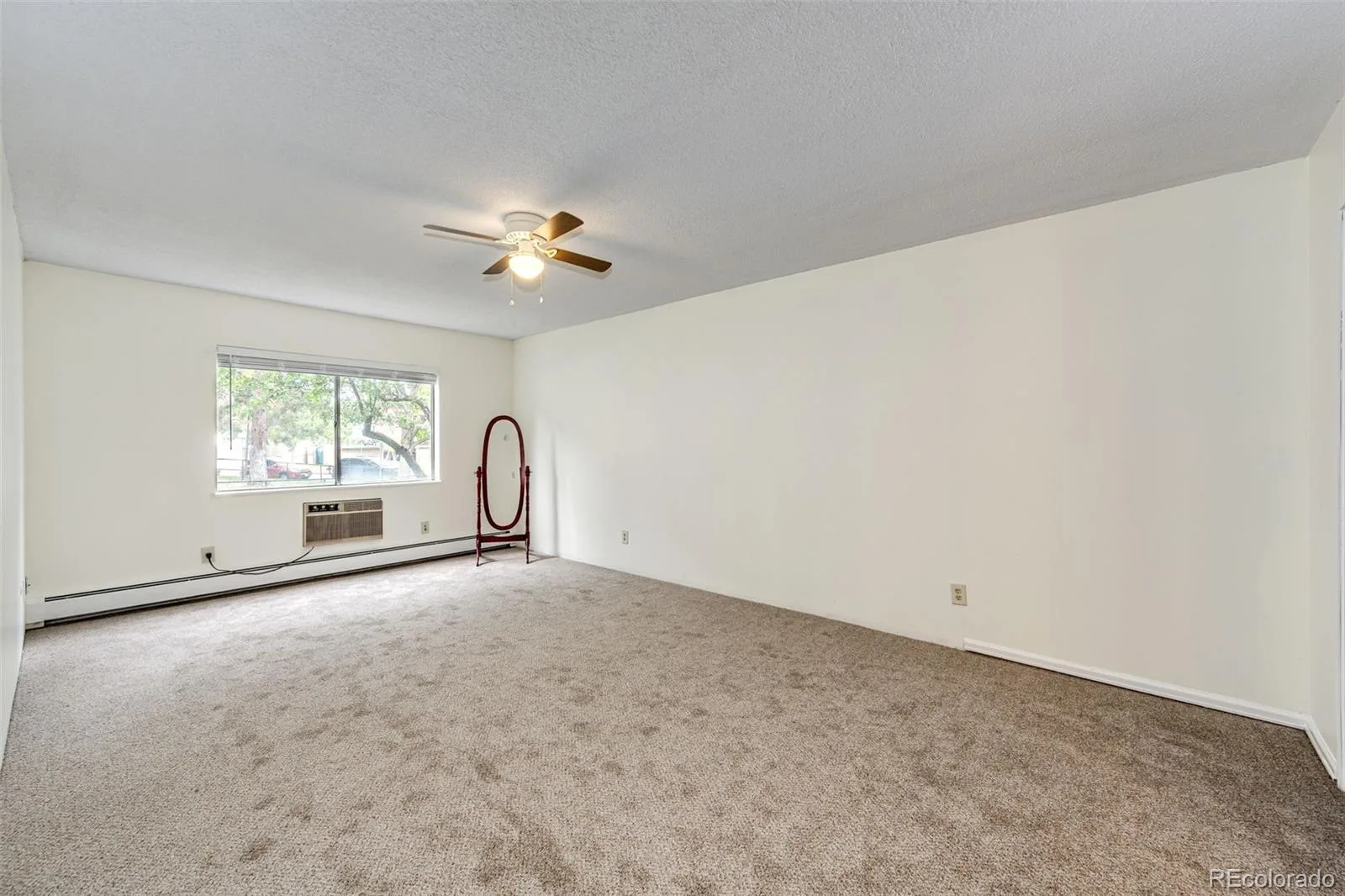 3082 S Wheeling Way #105 Aurora CO 80014 MLS #REC4979016 05292026222835 1600 19