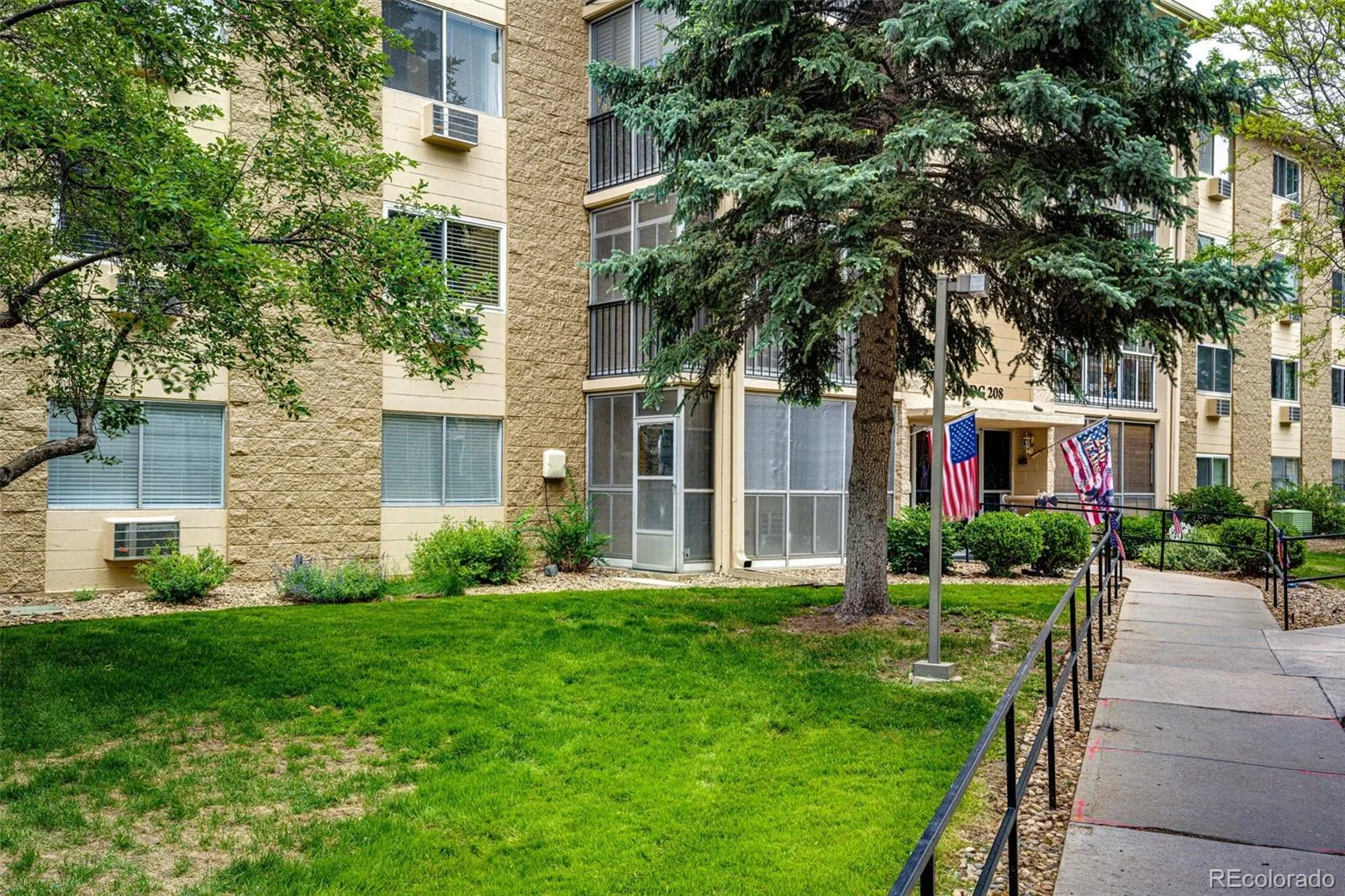 3082 S Wheeling Way #105 Aurora CO 80014 MLS #REC4979016 05292026222835 1600 24
