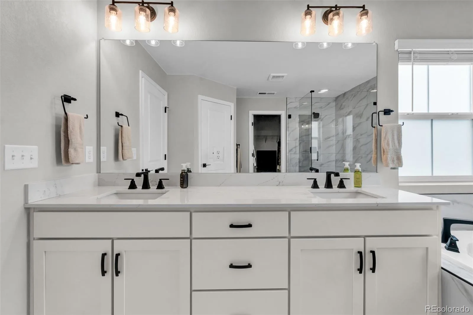 5534 Riverbend Avenue Longmont CO 80504 | MLS #REC4979592 08132026171907 1600 20