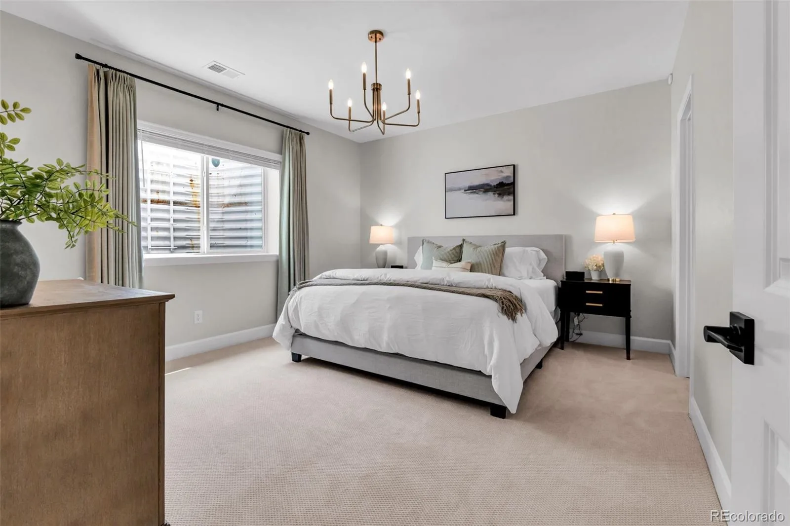 5534 Riverbend Avenue Longmont CO 80504 | MLS #REC4979592 08132026171907 1600 32