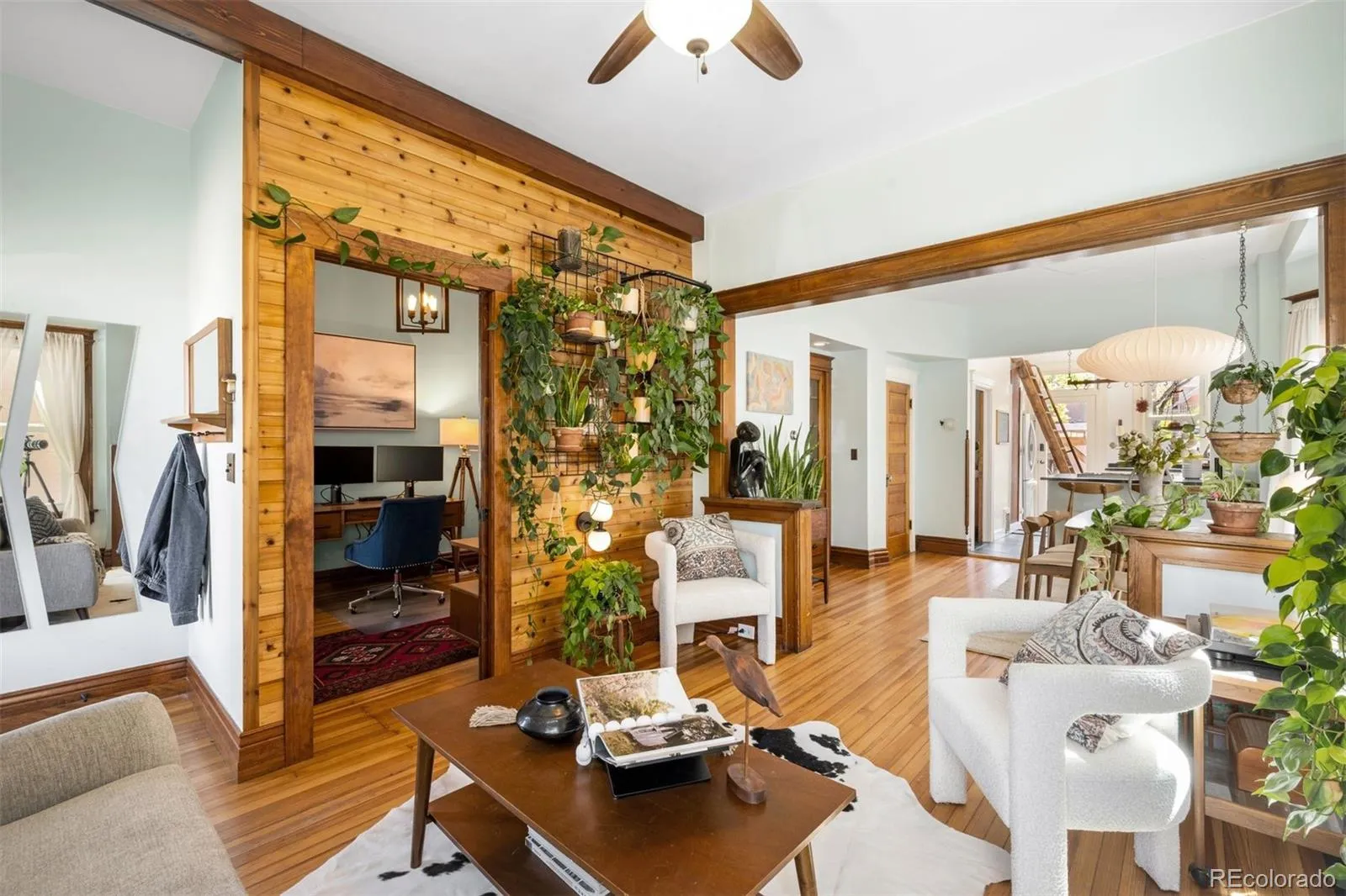 04162026225241 1600 10