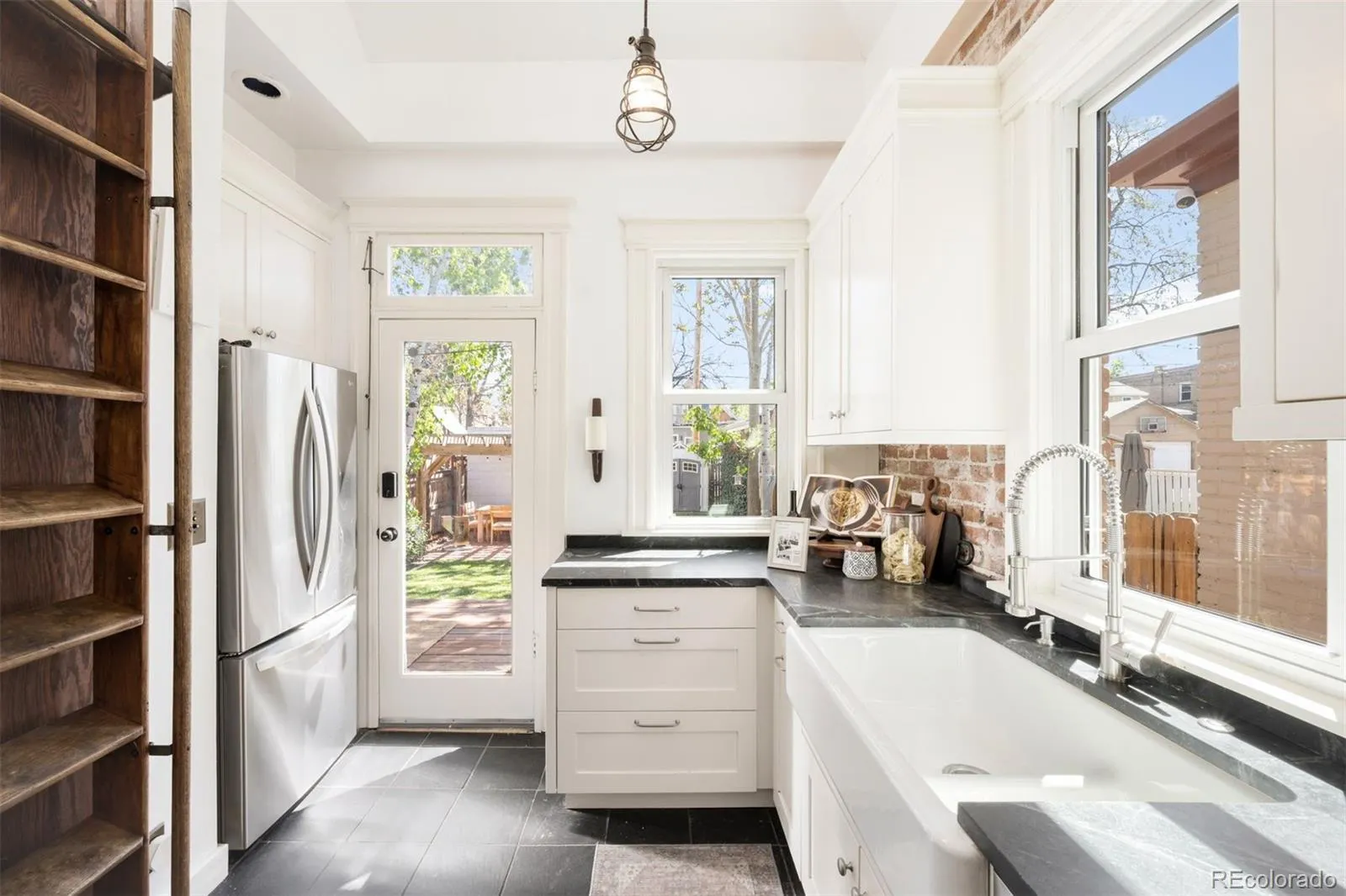 04162026225241 1600 13