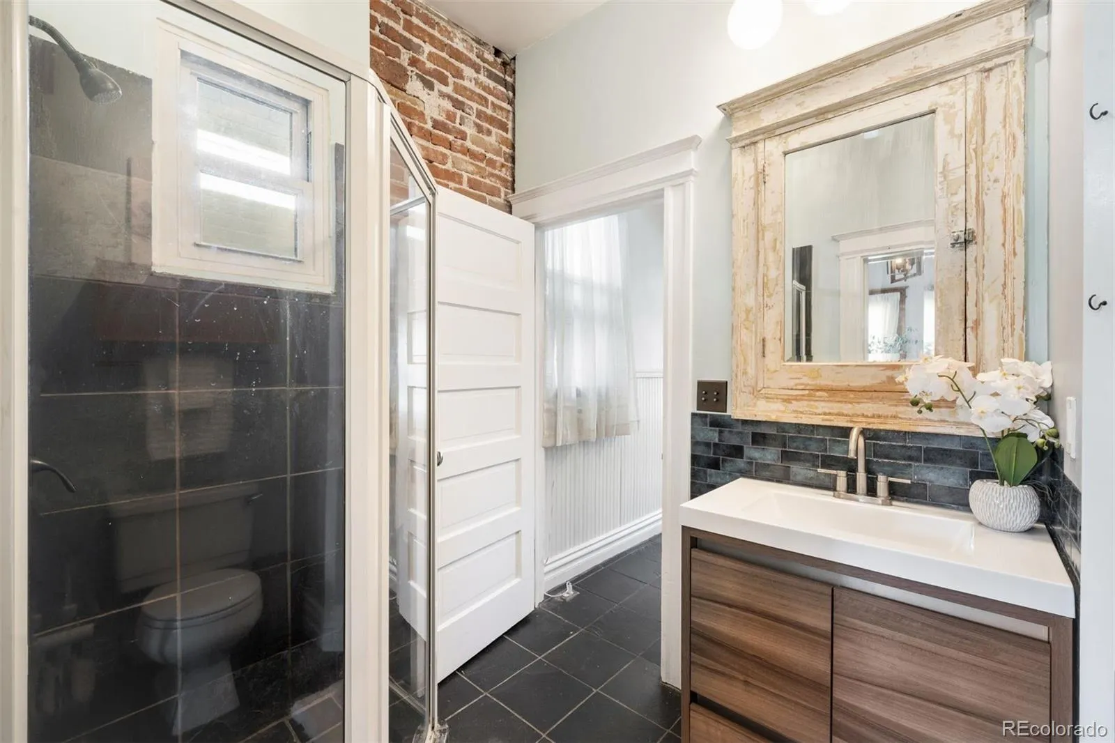 04162026225241 1600 17