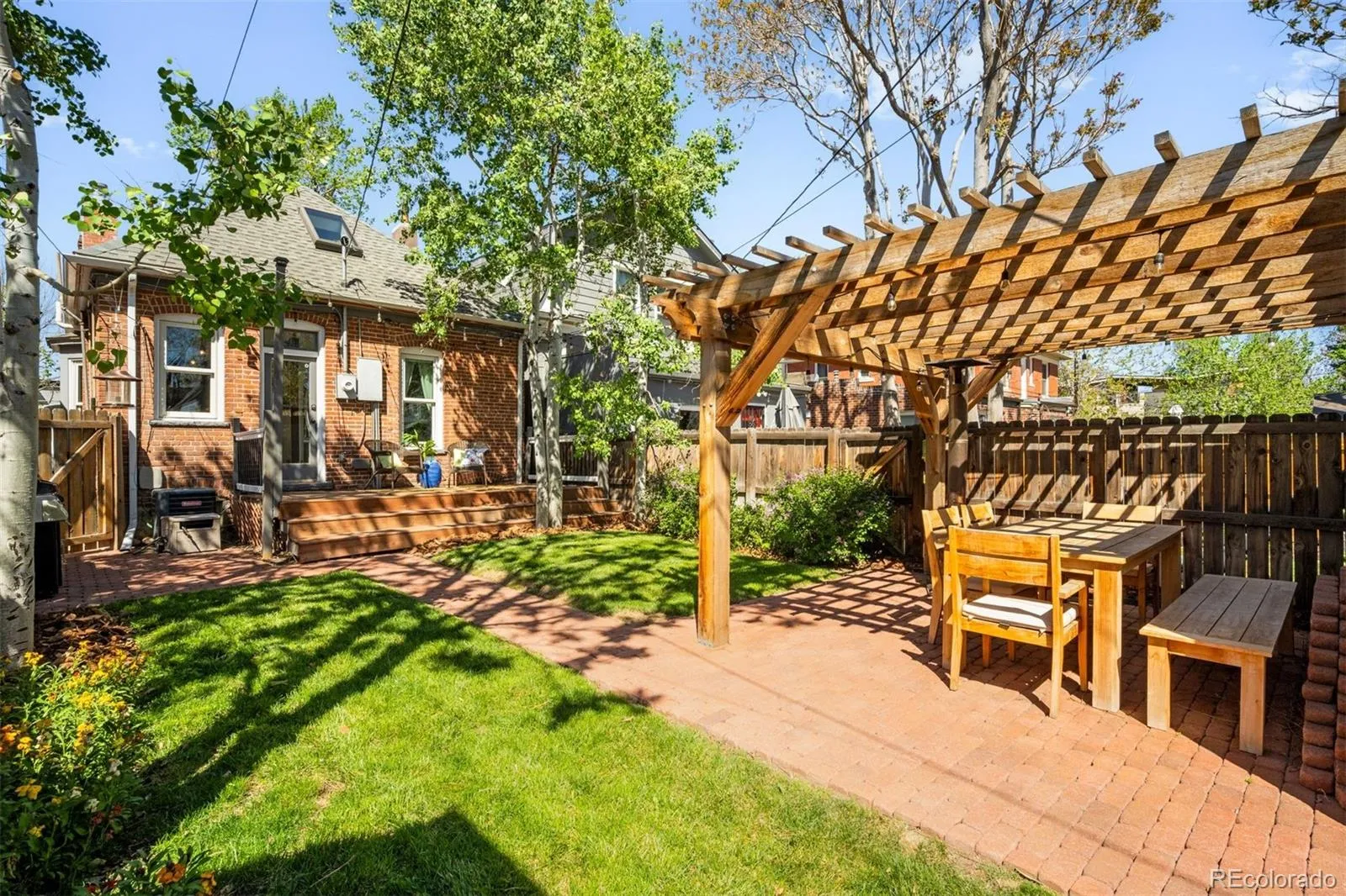 04162026225241 1600 3