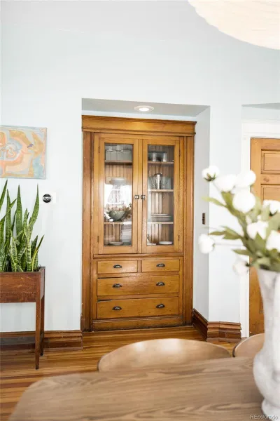 04162026225241 800 37