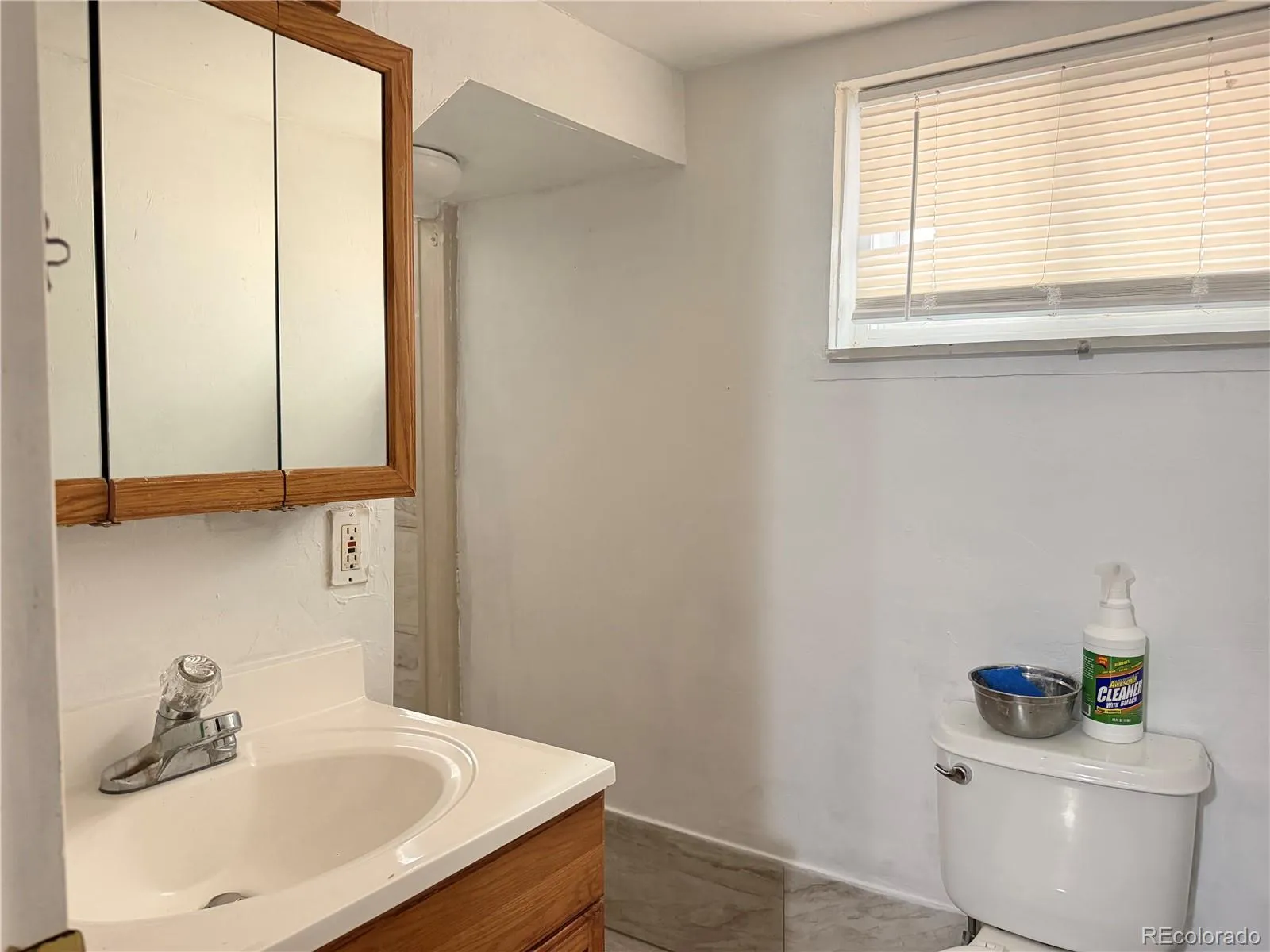 3837 W Bayaud Avenue Denver CO 80219 MLS #REC4982585 05142026181107 1600 14