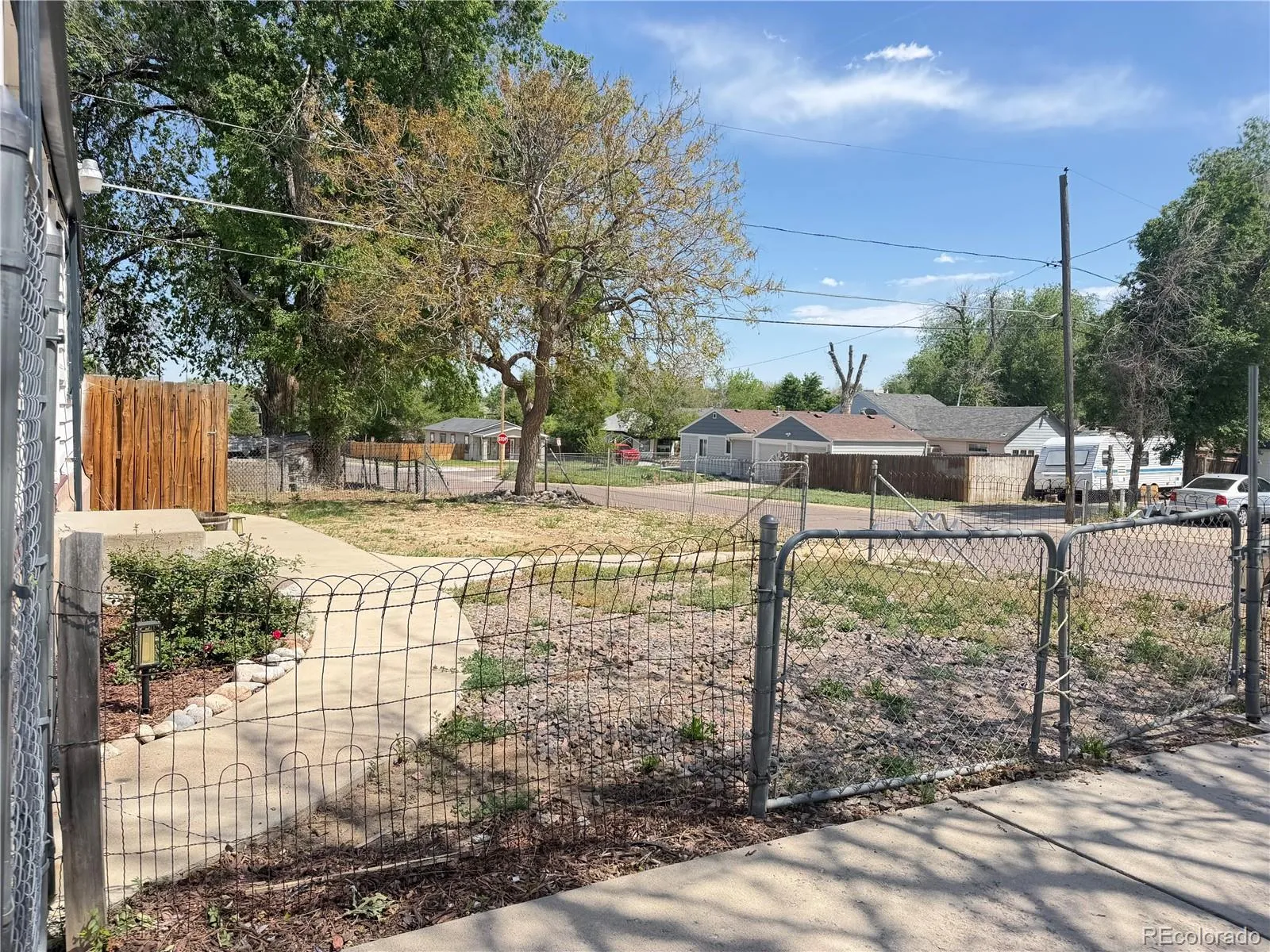 3837 W Bayaud Avenue Denver CO 80219 MLS #REC4982585 05142026181107 1600 21