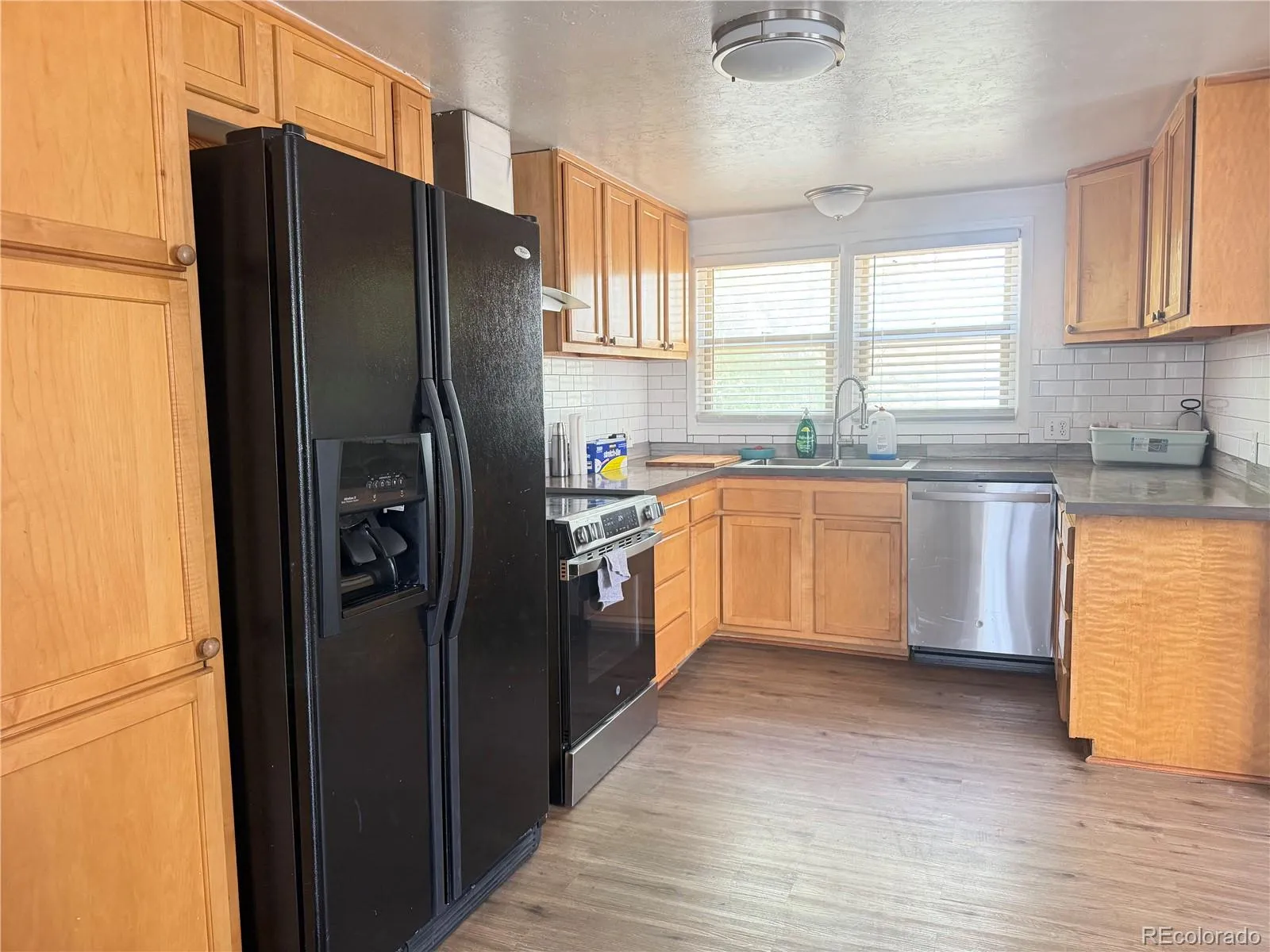3837 W Bayaud Avenue Denver CO 80219 MLS #REC4982585 05142026181107 1600 4