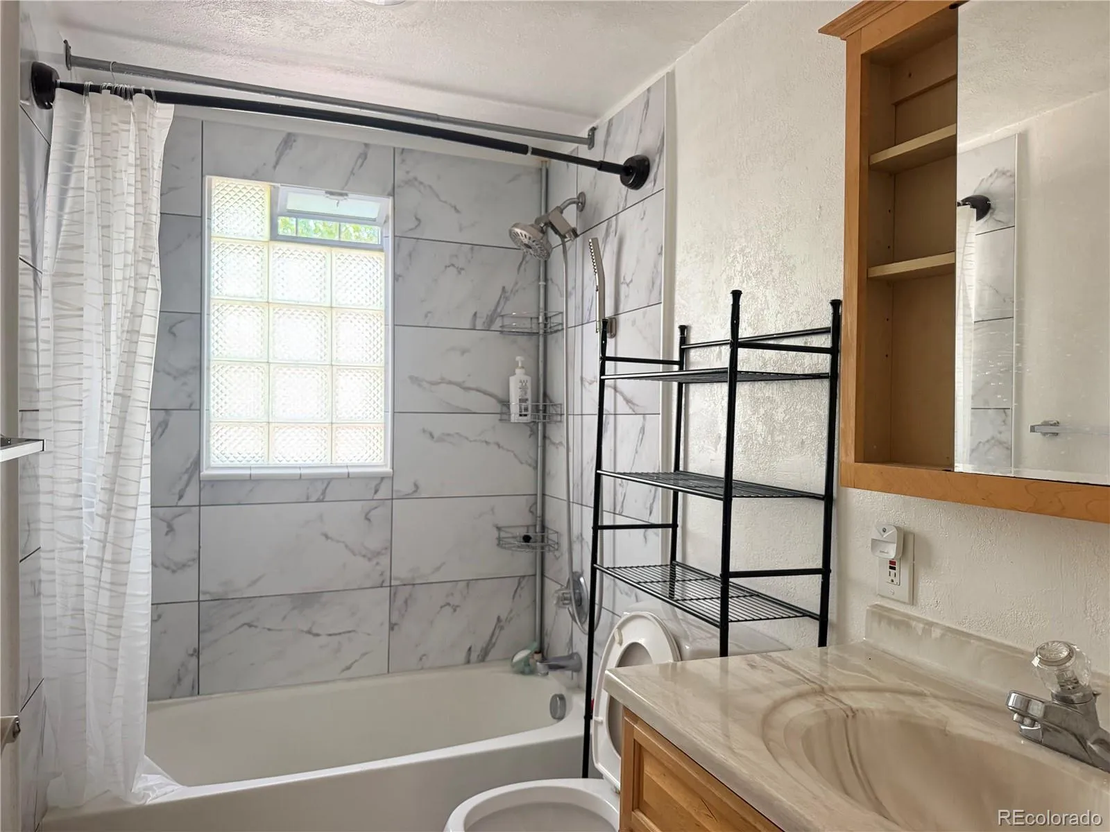 3837 W Bayaud Avenue Denver CO 80219 MLS #REC4982585 05142026181107 1600 9