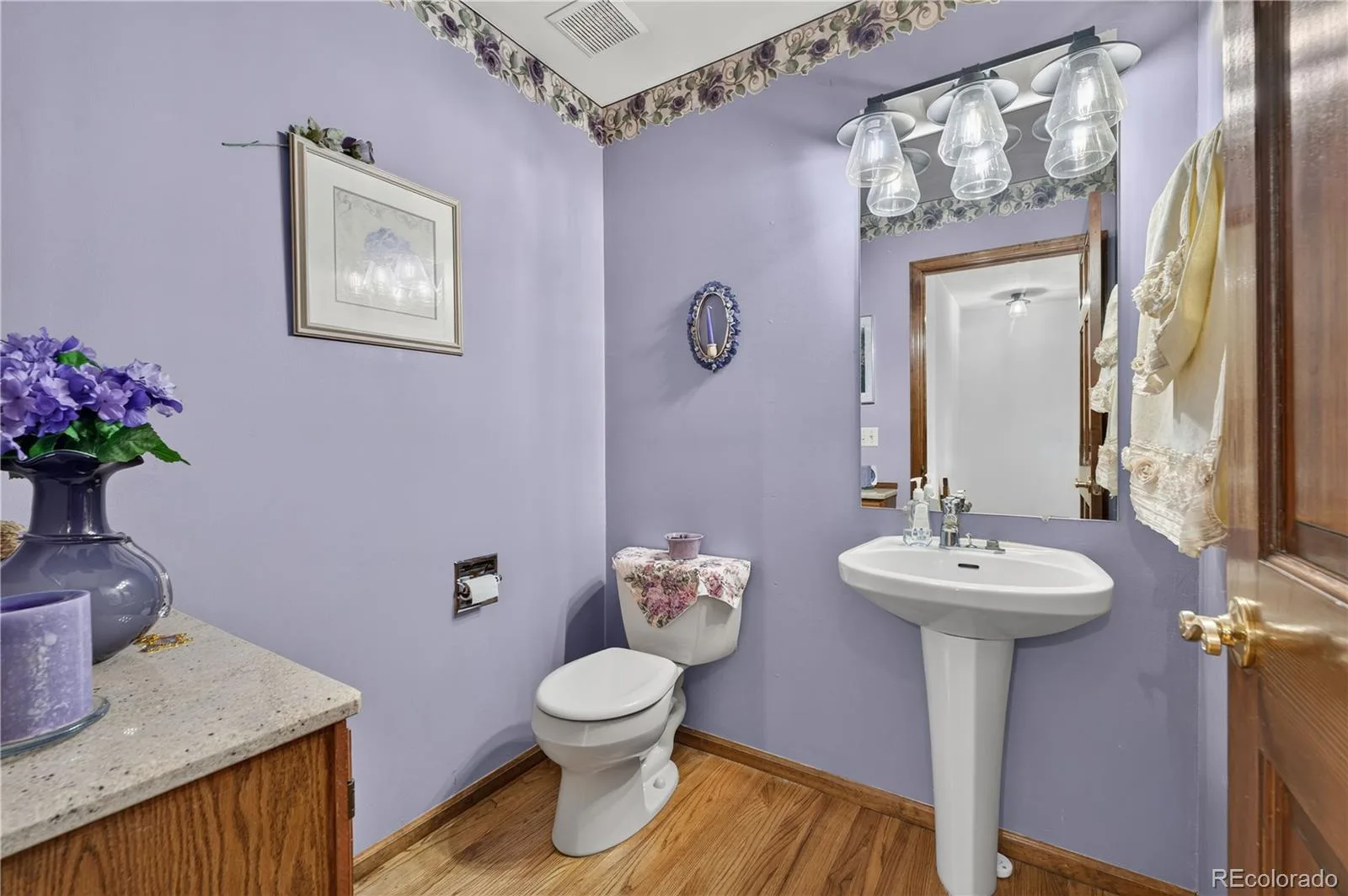 7129 S Chapparal W Circle Aurora CO 80016 | MLS #REC4982615 08072026154915 1600 19