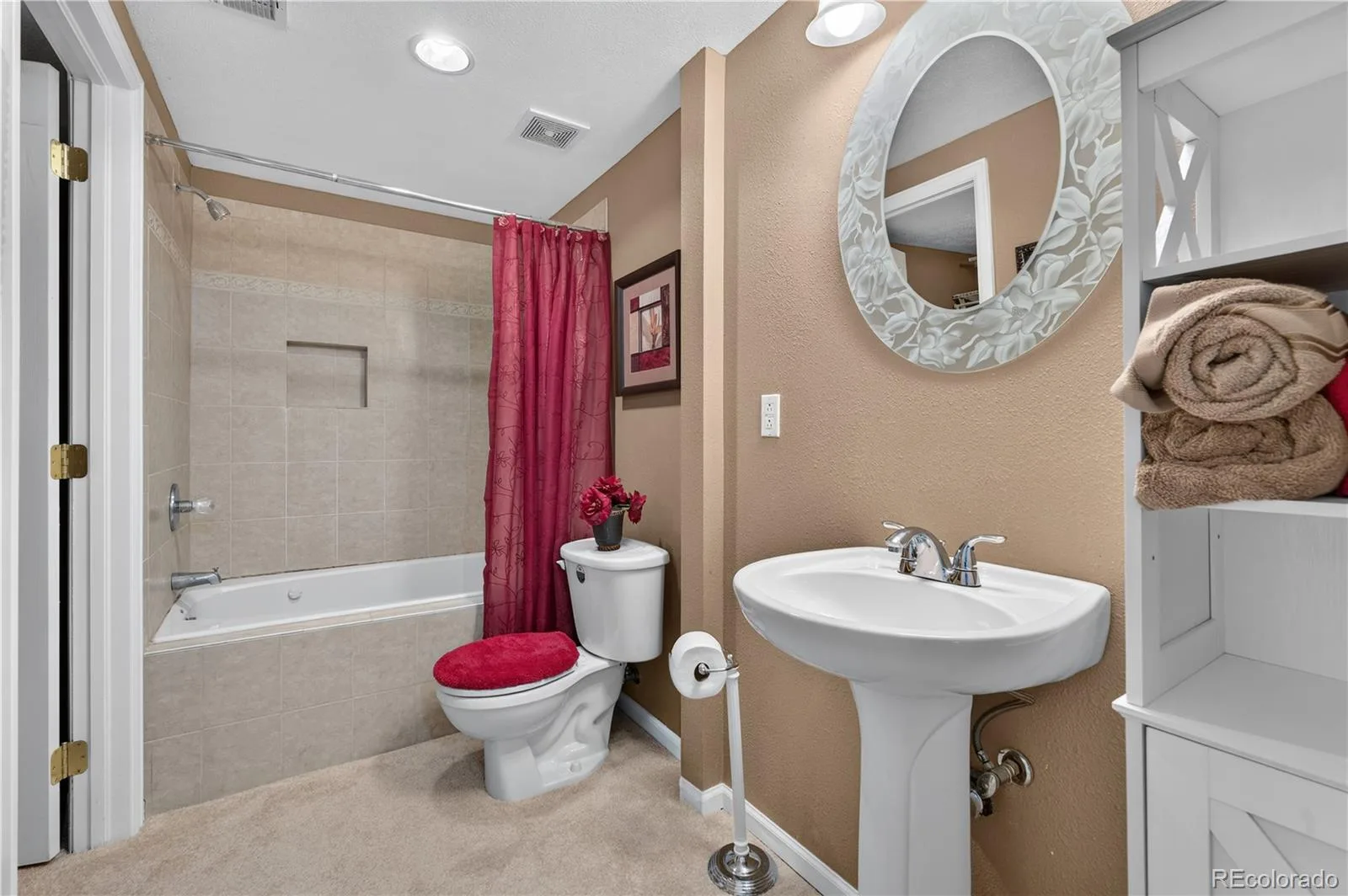 7129 S Chapparal W Circle Aurora CO 80016 | MLS #REC4982615 08072026154915 1600 35