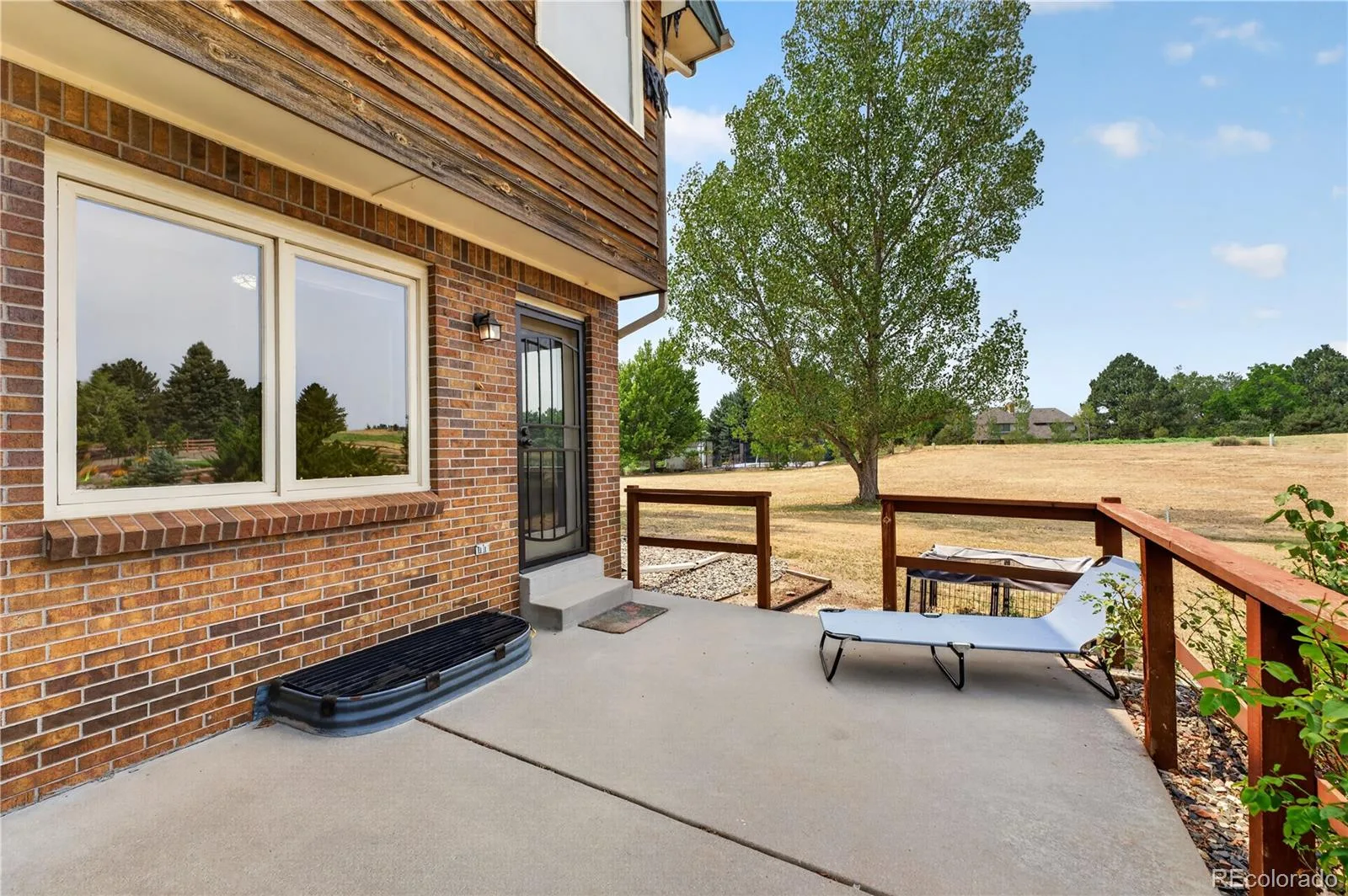 7129 S Chapparal W Circle Aurora CO 80016 | MLS #REC4982615 08072026154915 1600 39