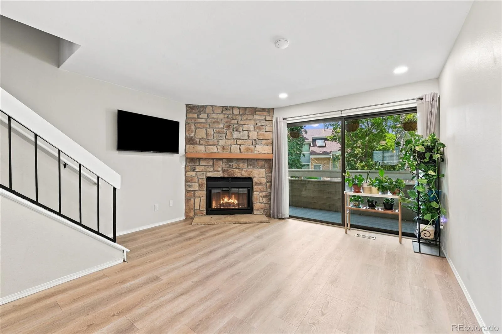8775 W Cornell Avenue #14 Lakewood CO 80227 | MLS #REC4982626 08302026021450 1600 6