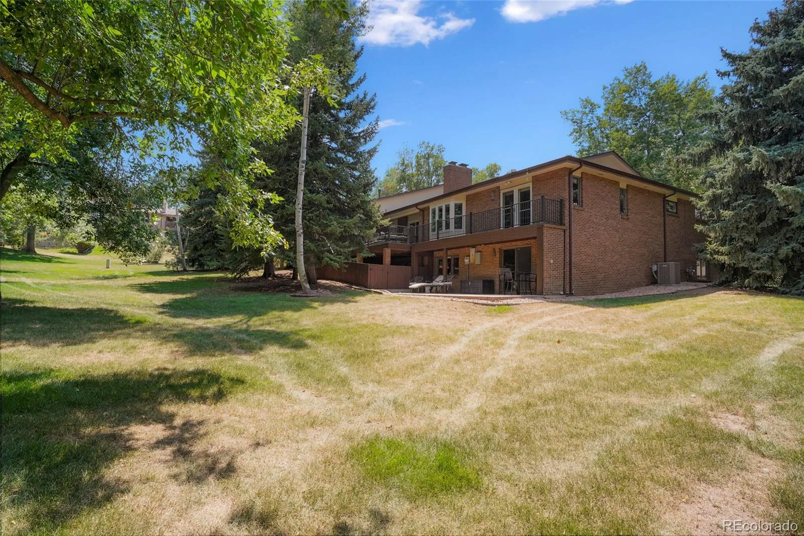 2615 Oak Drive #30 Lakewood CO 80215 | MLS #REC4983350 08022026152338 1600 40