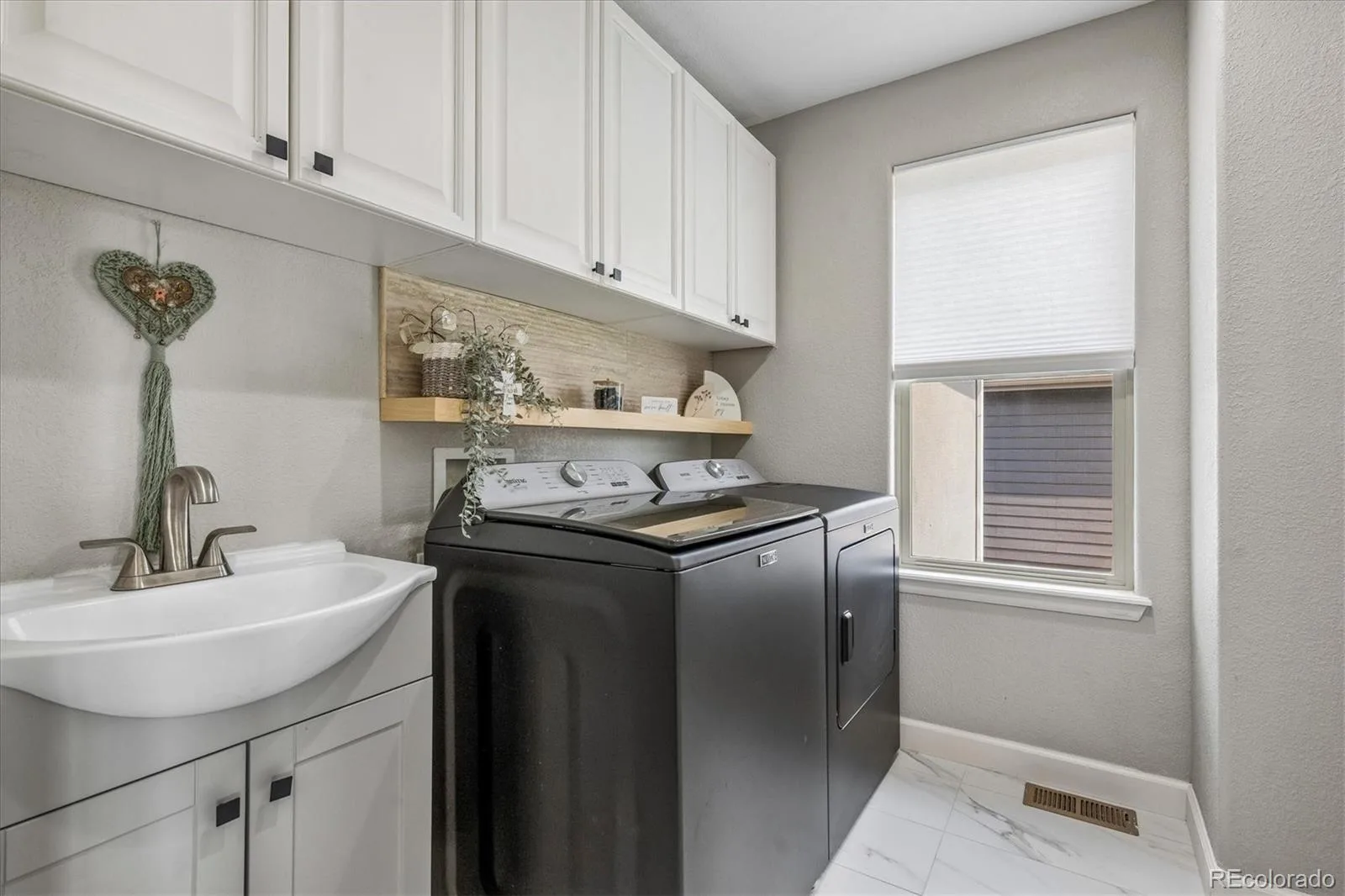 14060 Turnberry Court Broomfield CO 80023 | MLS #REC4984157 08062026185406 1600 27