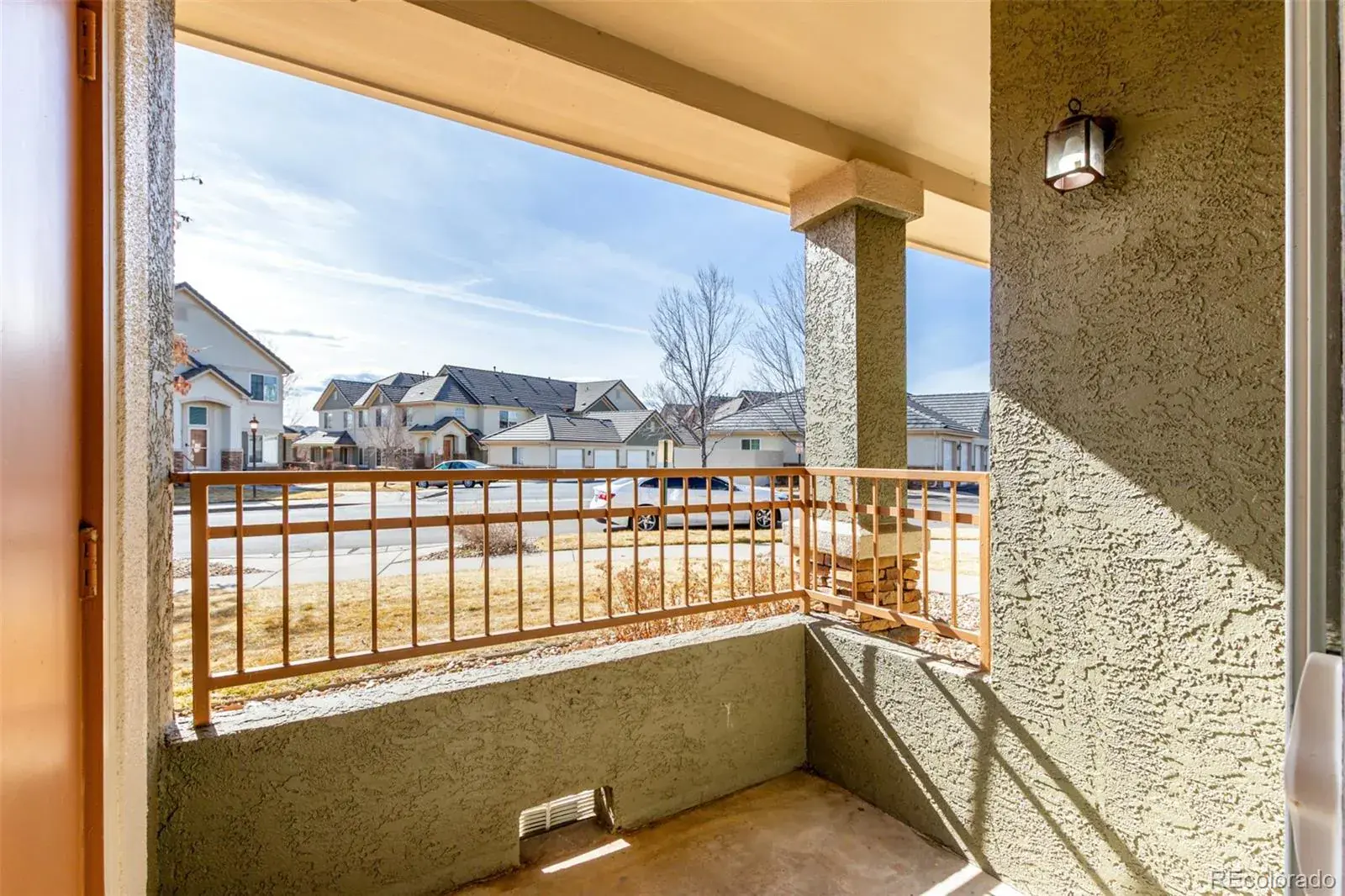 22545 E Ontario Drive #102 Aurora CO 80016 MLS #REC4984626 02192026050849 1600 34