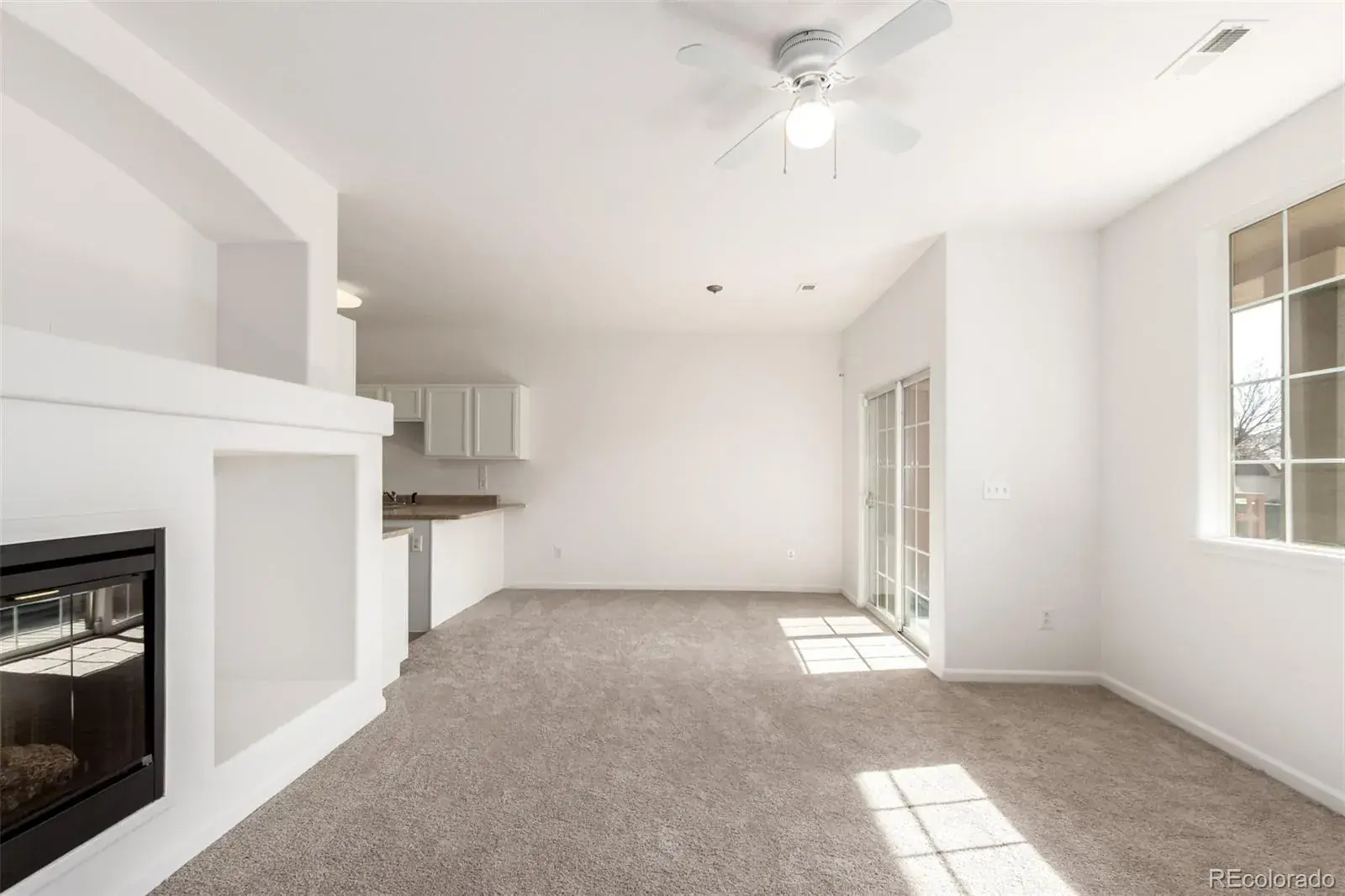 22545 E Ontario Drive #102 Aurora CO 80016 MLS #REC4984626 02192026050849 1600 5