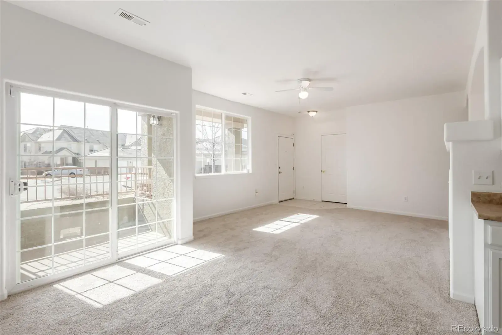 22545 E Ontario Drive #102 Aurora CO 80016 MLS #REC4984626 02192026050849 1600 9