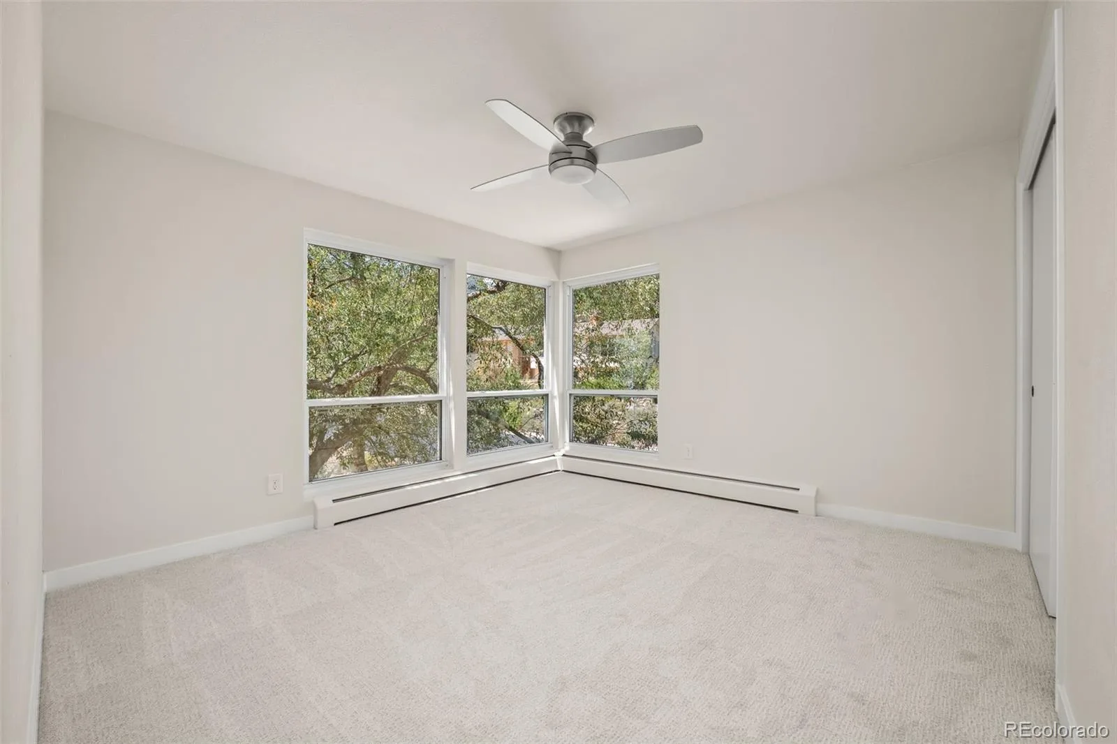 960 S Foothill Drive Lakewood CO 80228 | MLS #REC4985494 08242026142236 1600 37