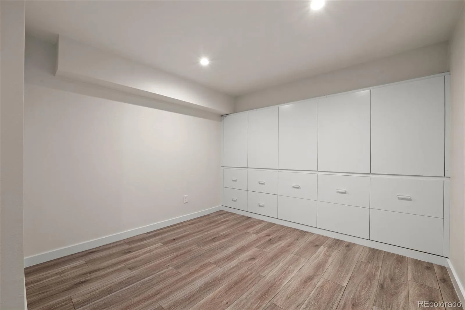 960 S Foothill Drive Lakewood CO 80228 | MLS #REC4985494 08242026142236 1600 42
