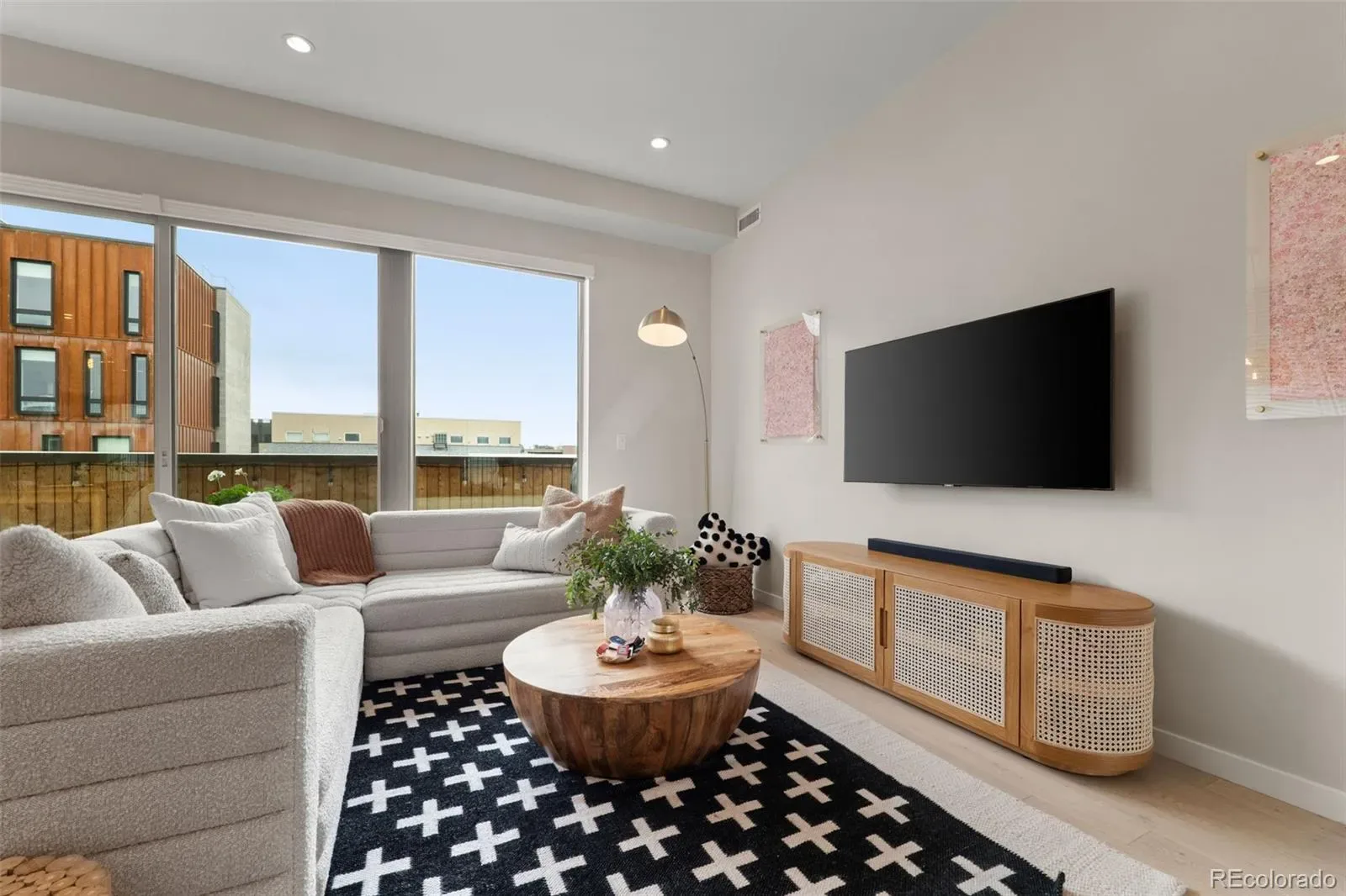 03102026002748 1600 12