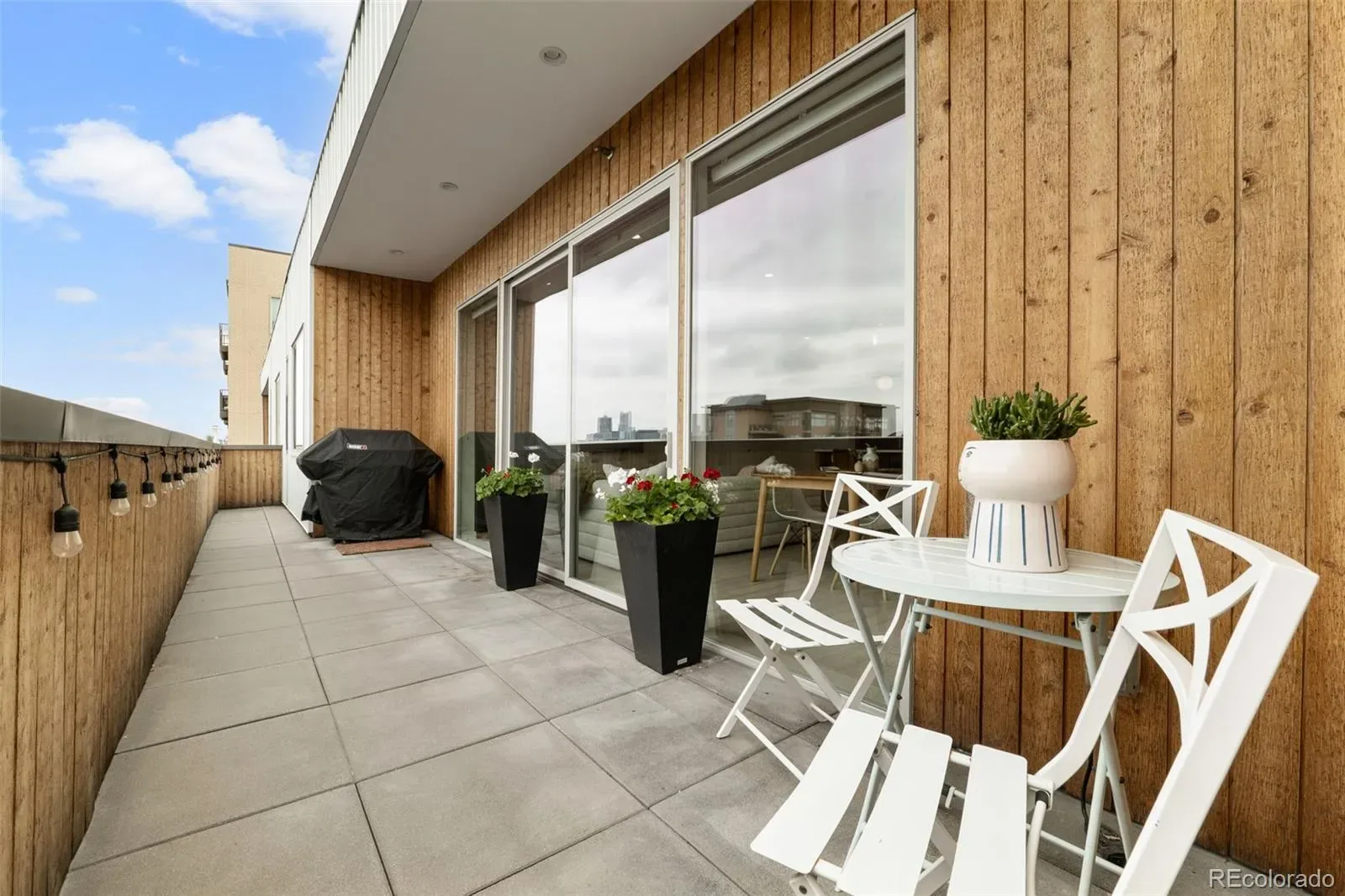 03102026002748 1600 15